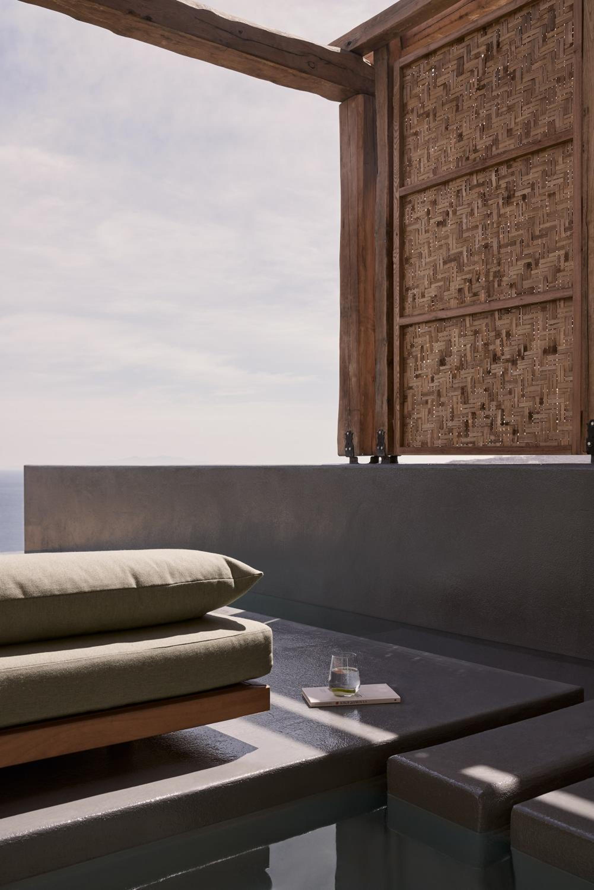 Signature Suite Sea View with Private Pool - Photo 9