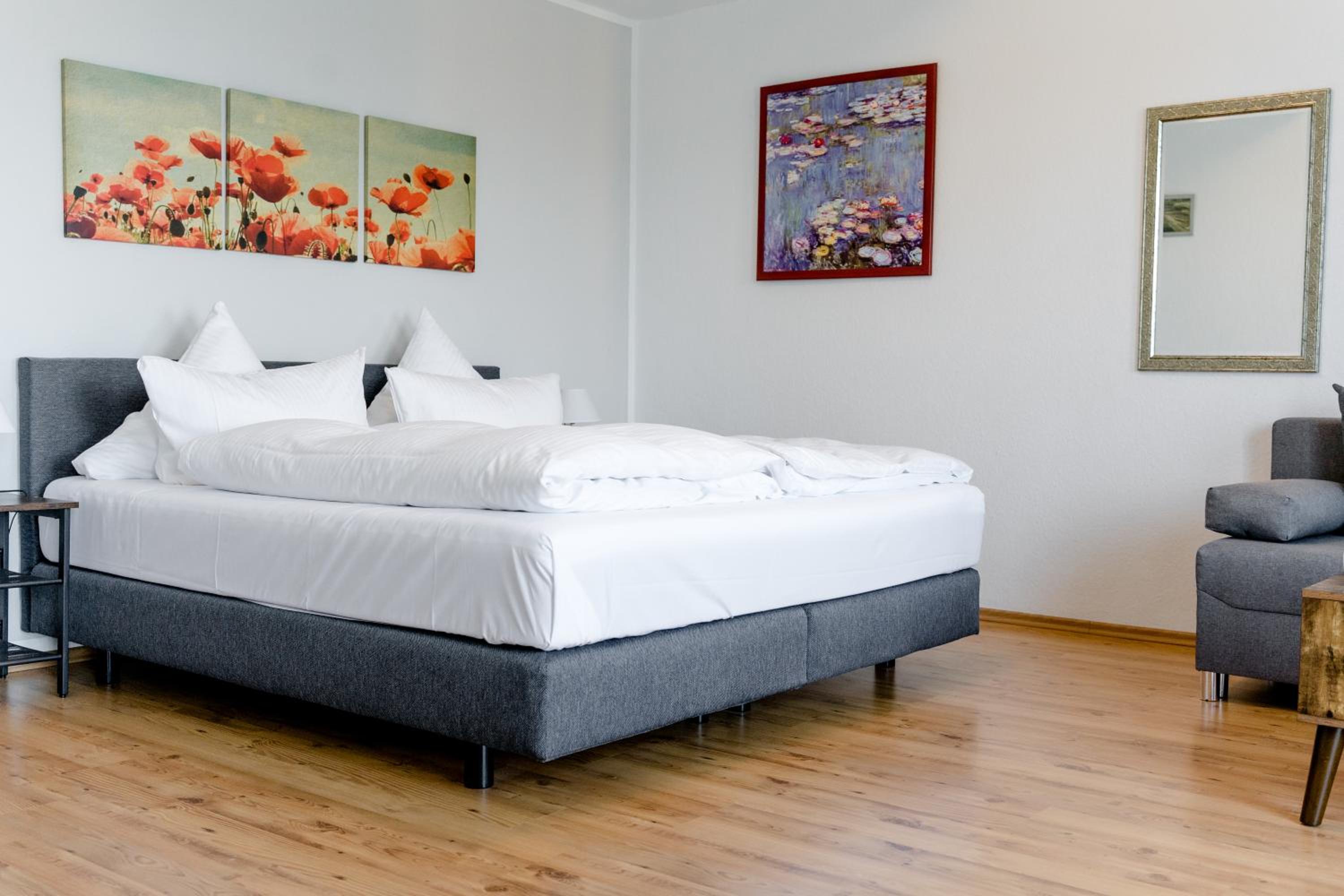 Large Double Room