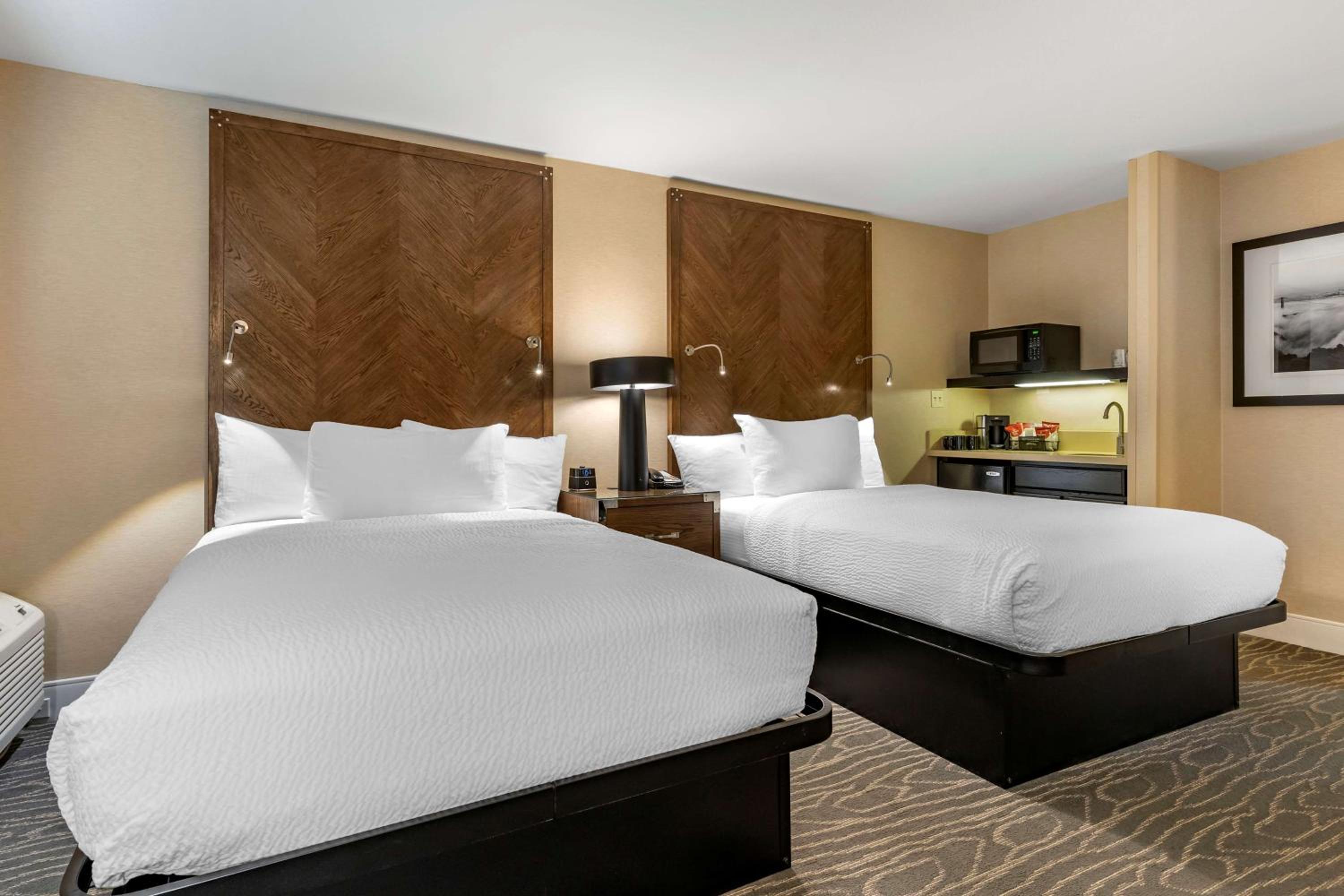 Double Room with Two Double Beds - Non-Smoking - Photo 1