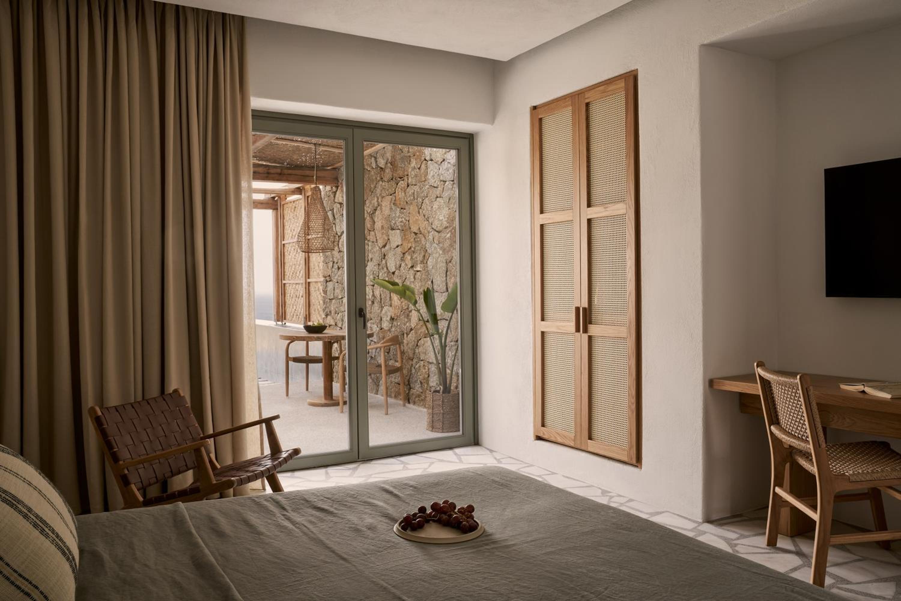 Honeymoon Suite Sea View with Heated Private Pool