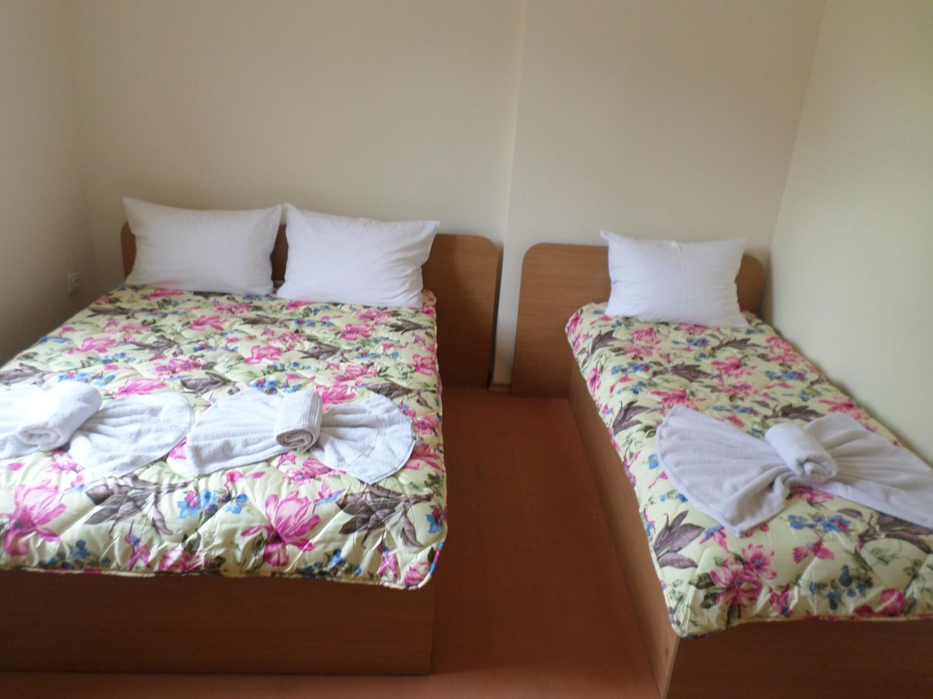 Triple Room with Mountain View - Photo 8