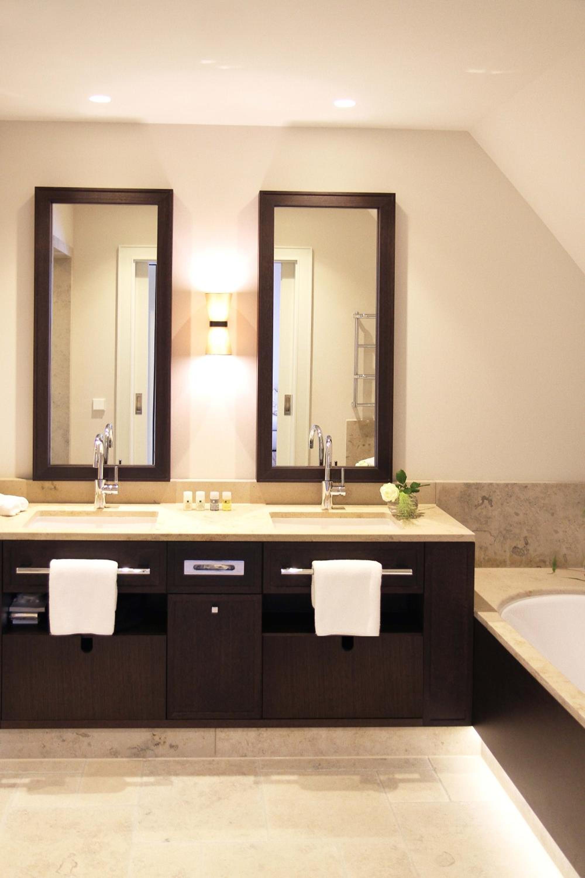Junior Suite thumbnail 6