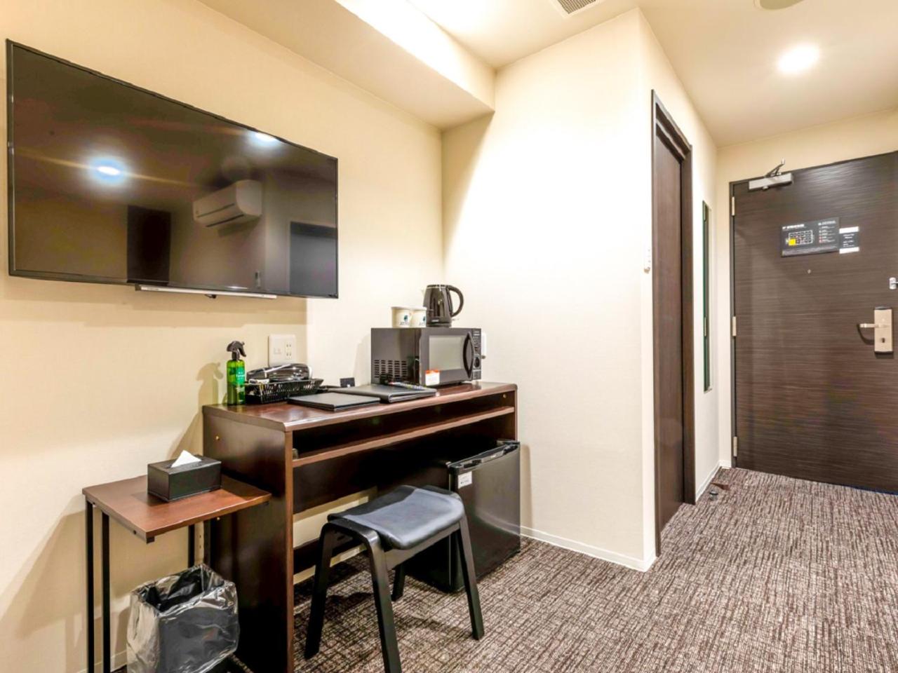 Twin Room - Non-Smoking - Photo 3