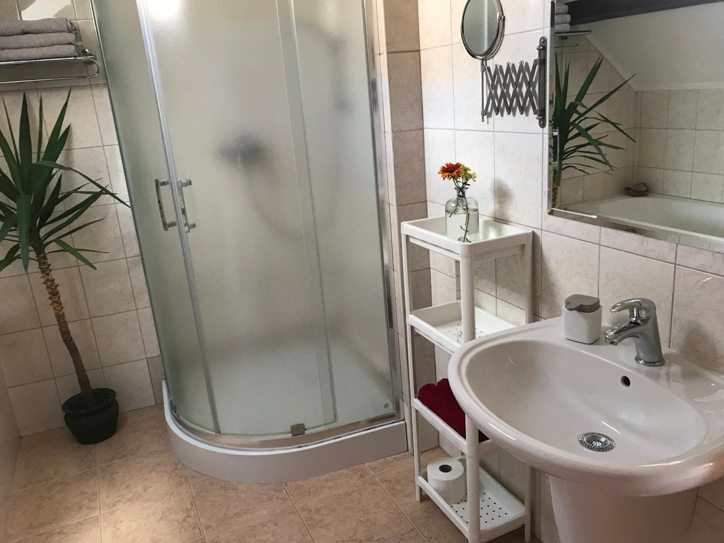 Apartment - Photo 17