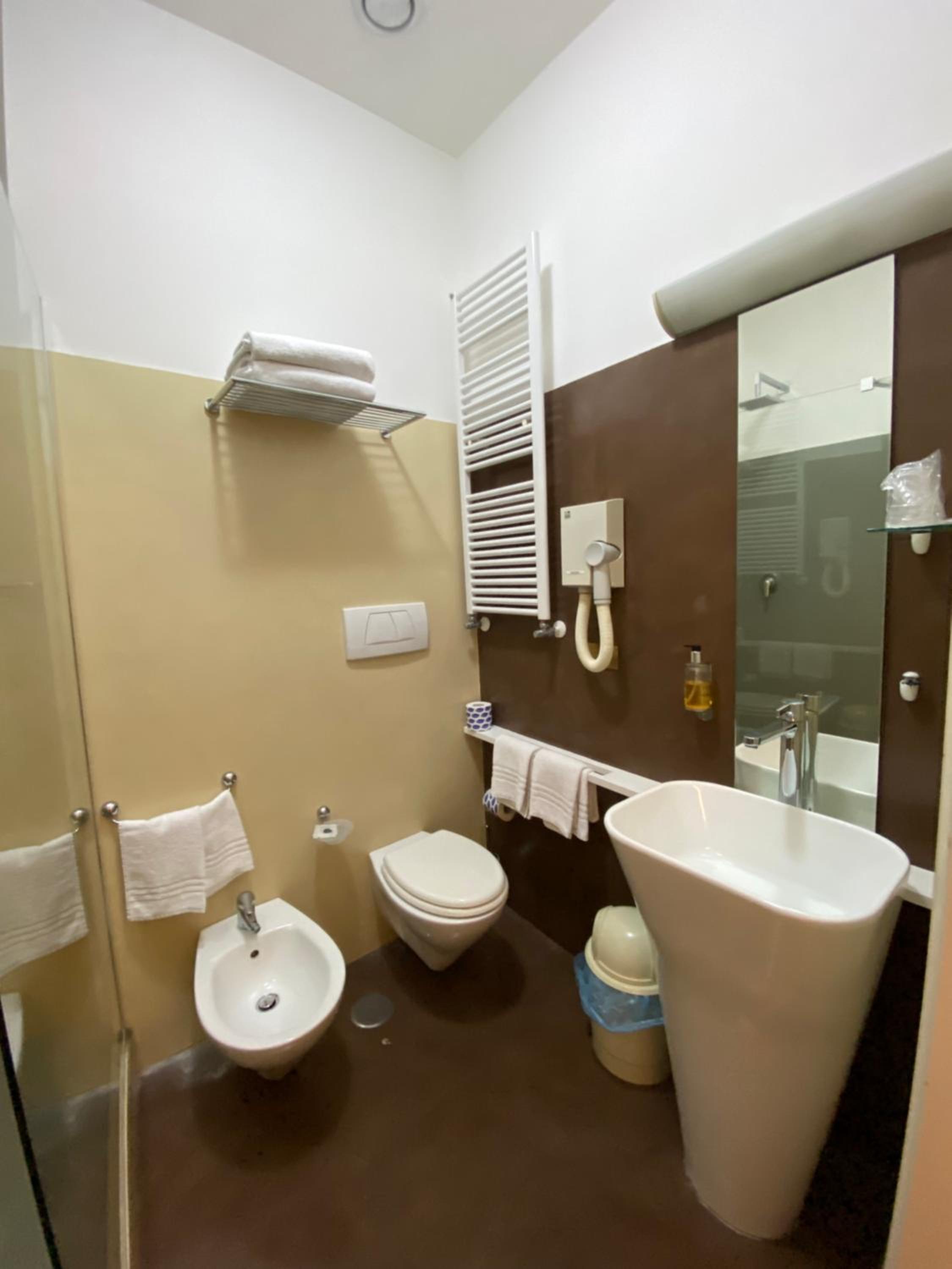 Superior Triple Room photo 3