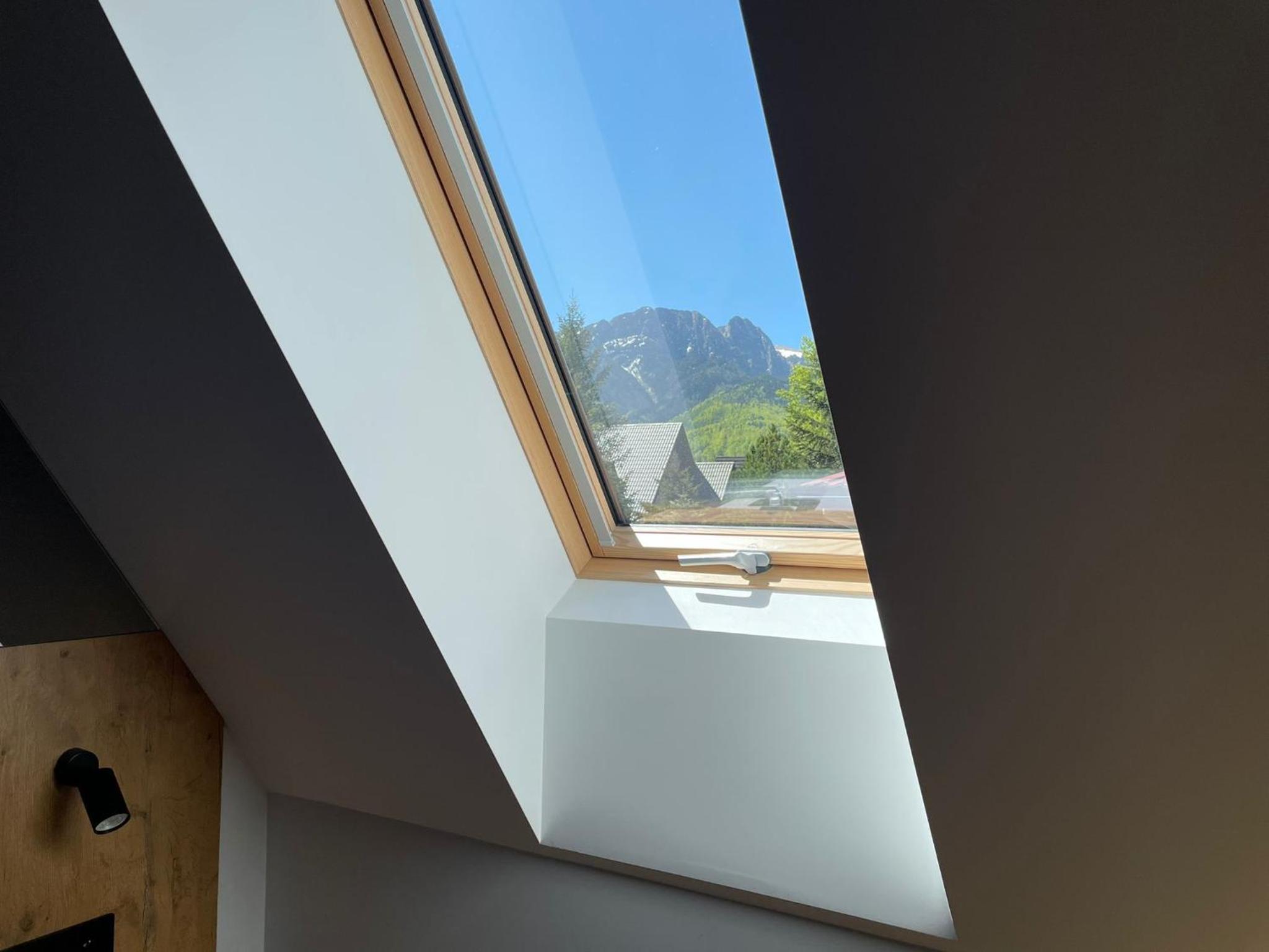 Suite - Photo 17