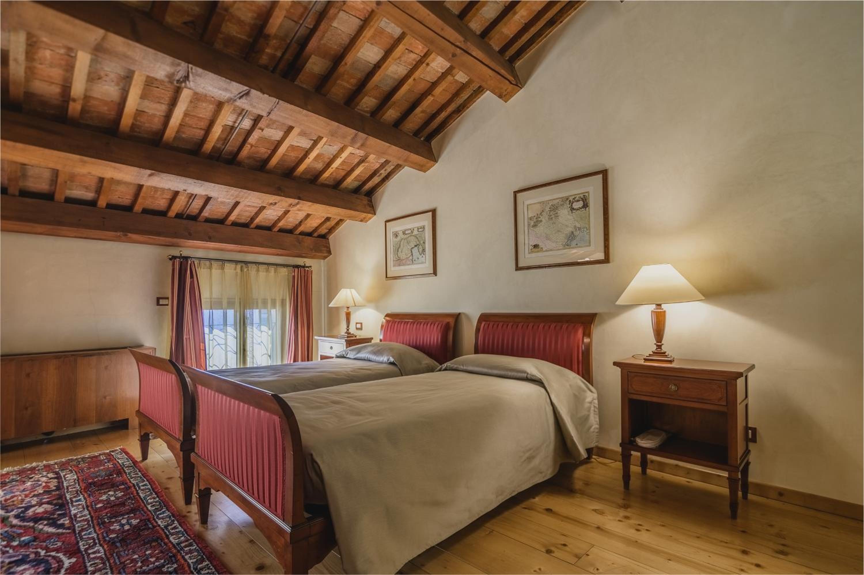 Deluxe Twin Room - Photo 2