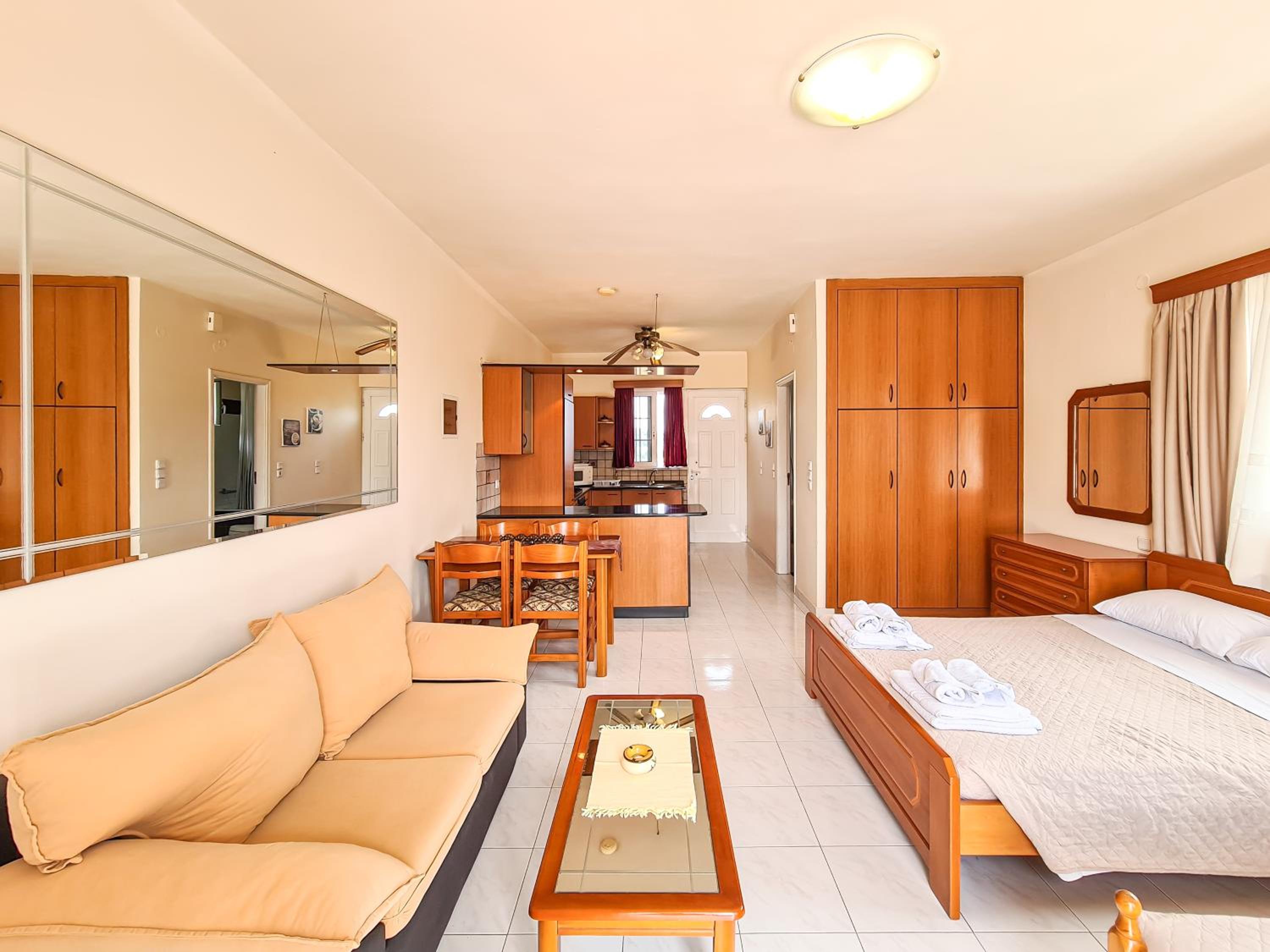 One-Bedroom Apartment