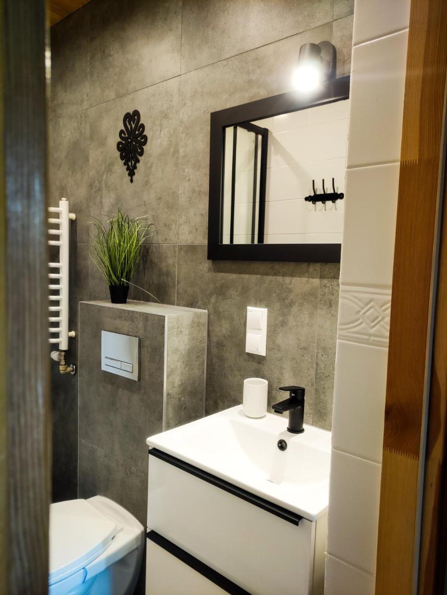 Triple Room with Private Bathroom photo 2
