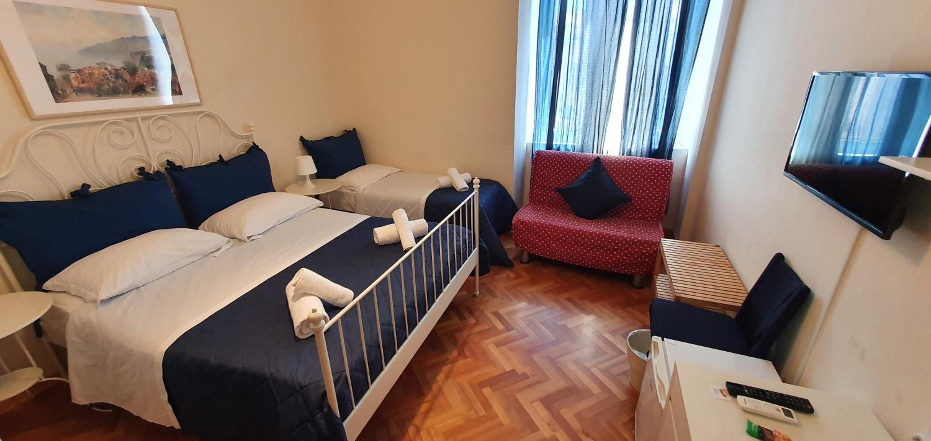 Triple Room with Private Bathroom