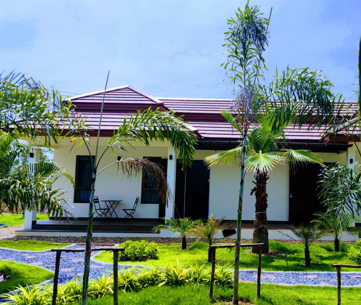 Superior Bungalow photo 3