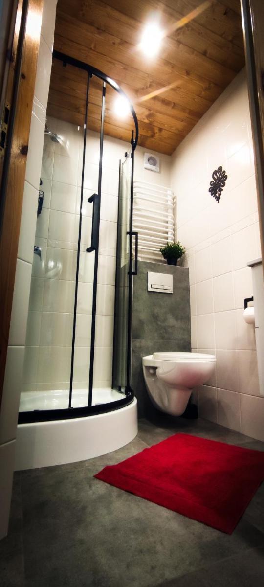 Family Room with Private Bathroom photo 3