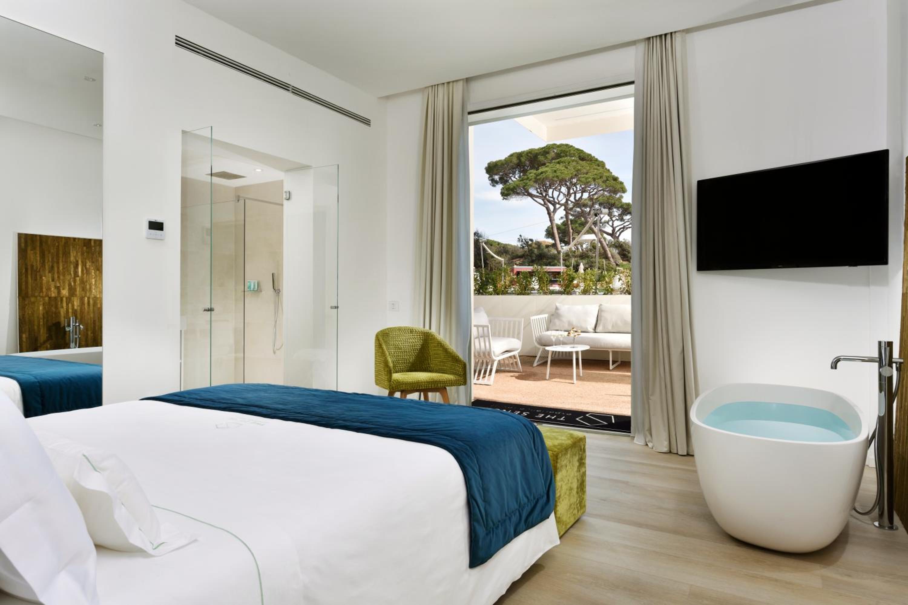 One-Bedroom Suite