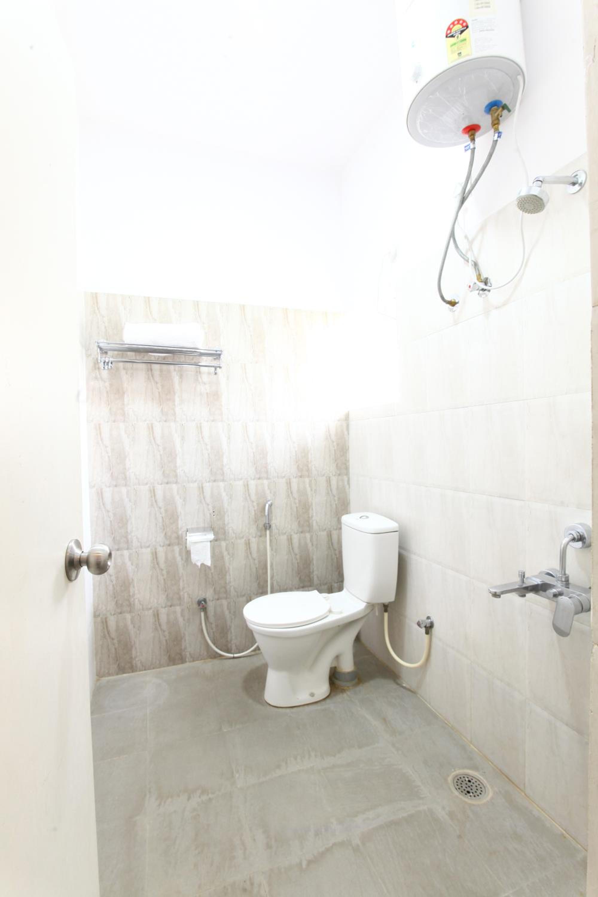 Deluxe Room - Photo 4