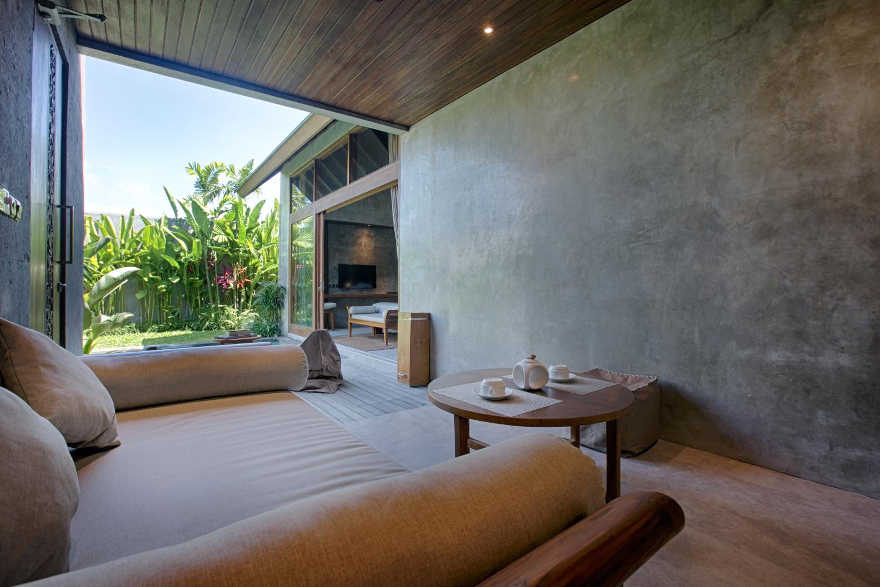 One-Bedroom Villa - Photo 11