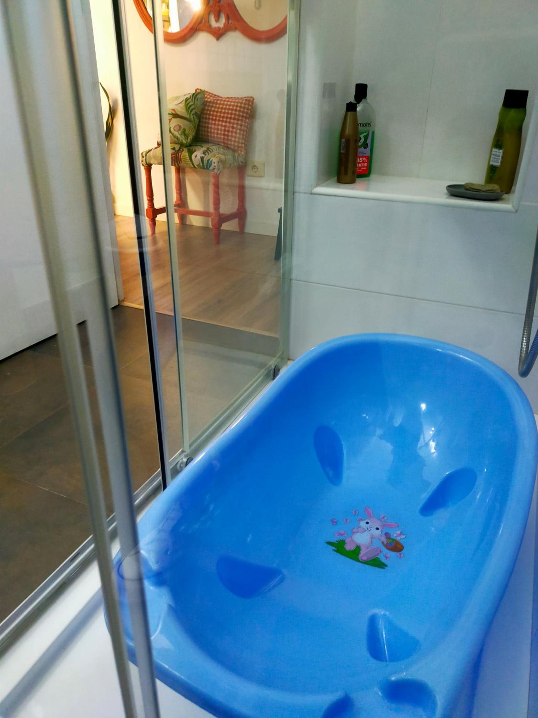 Three-Bedroom Apartment - Photo 14
