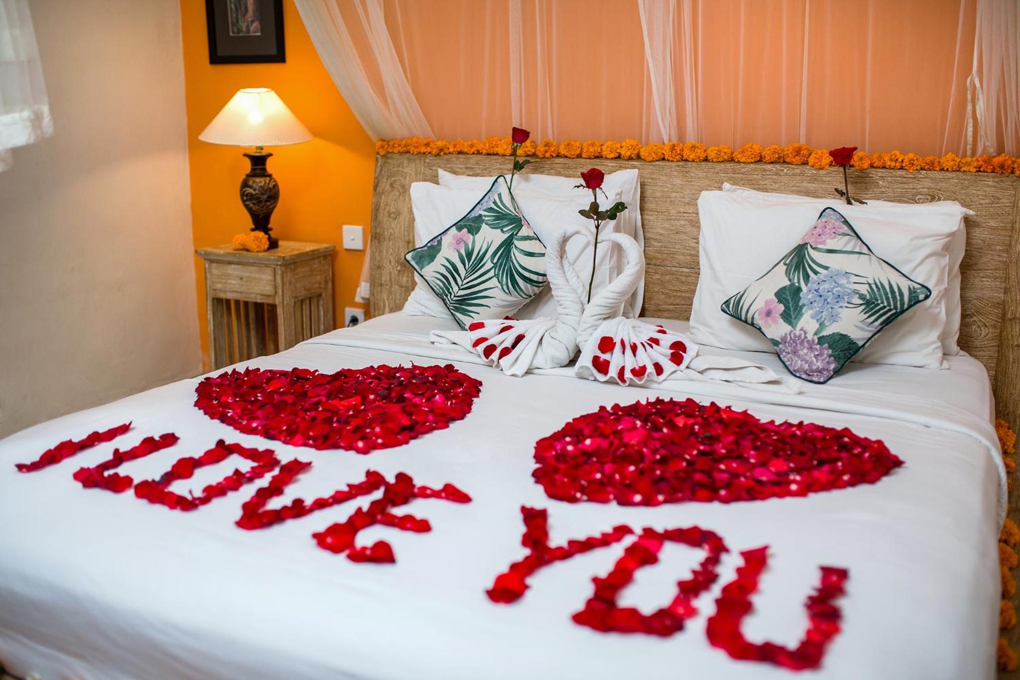 Deluxe Double or Twin Room with Pool View - Photo 7