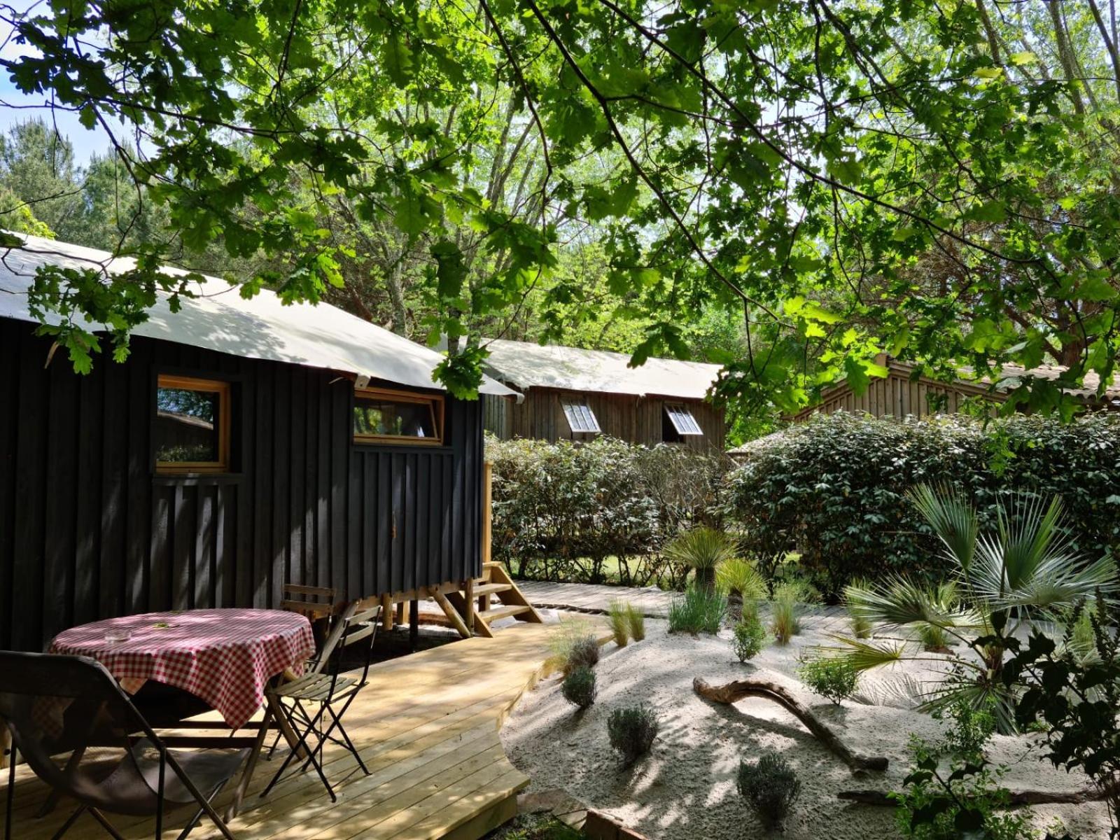 One-Bedroom Chalet - Photo 7