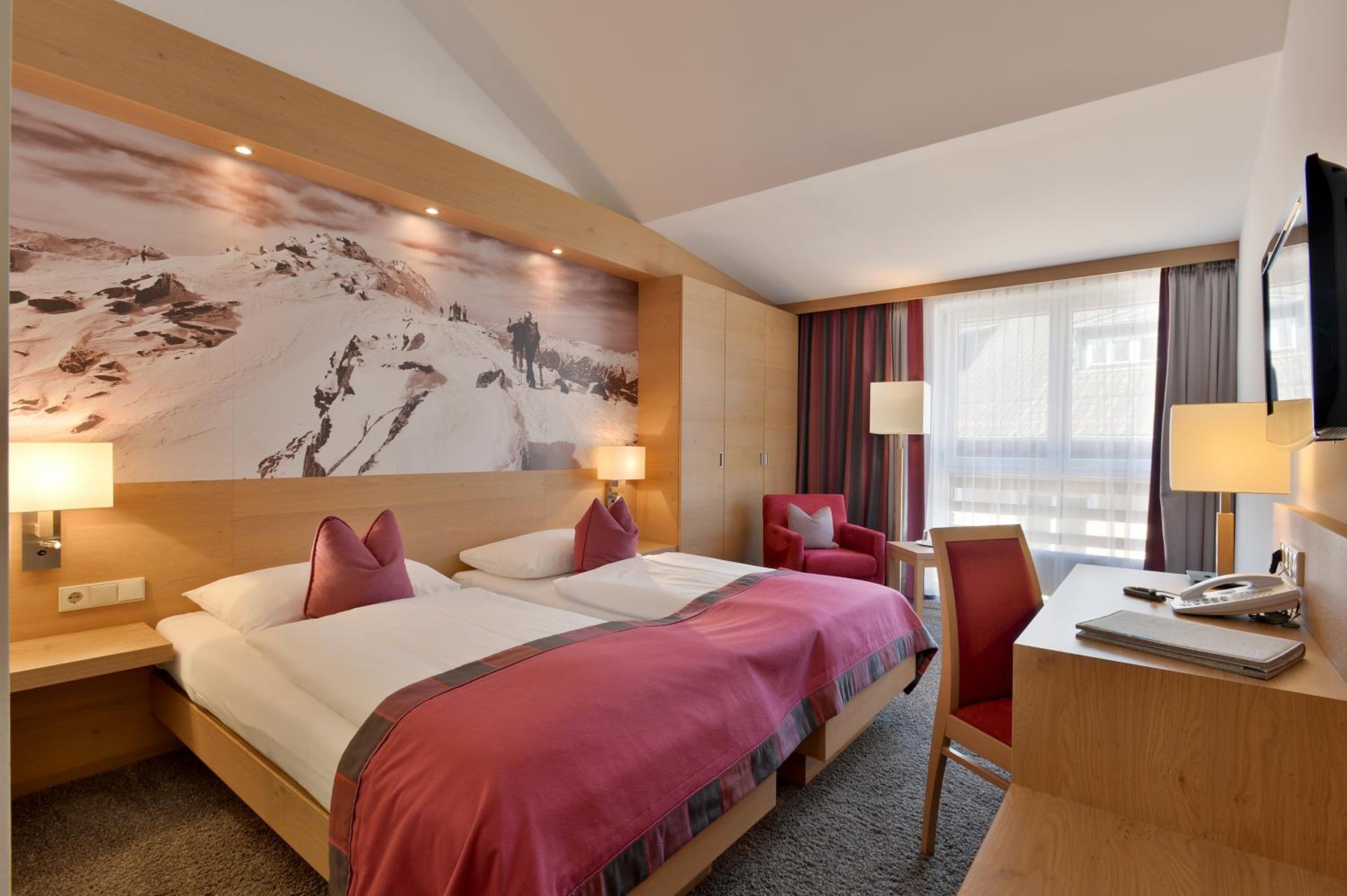 Double Room - Photo 3