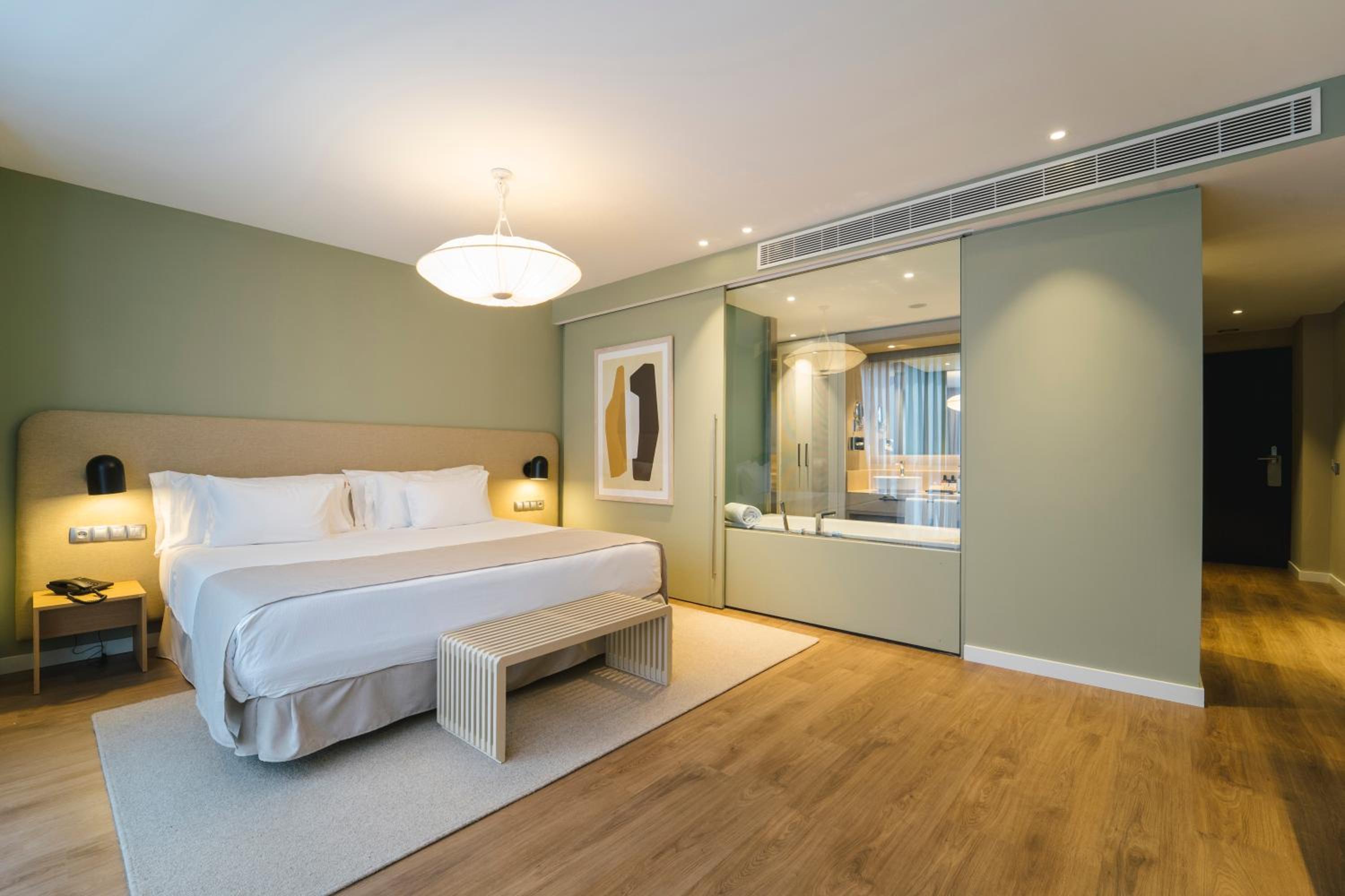 Premium Room - Photo 4
