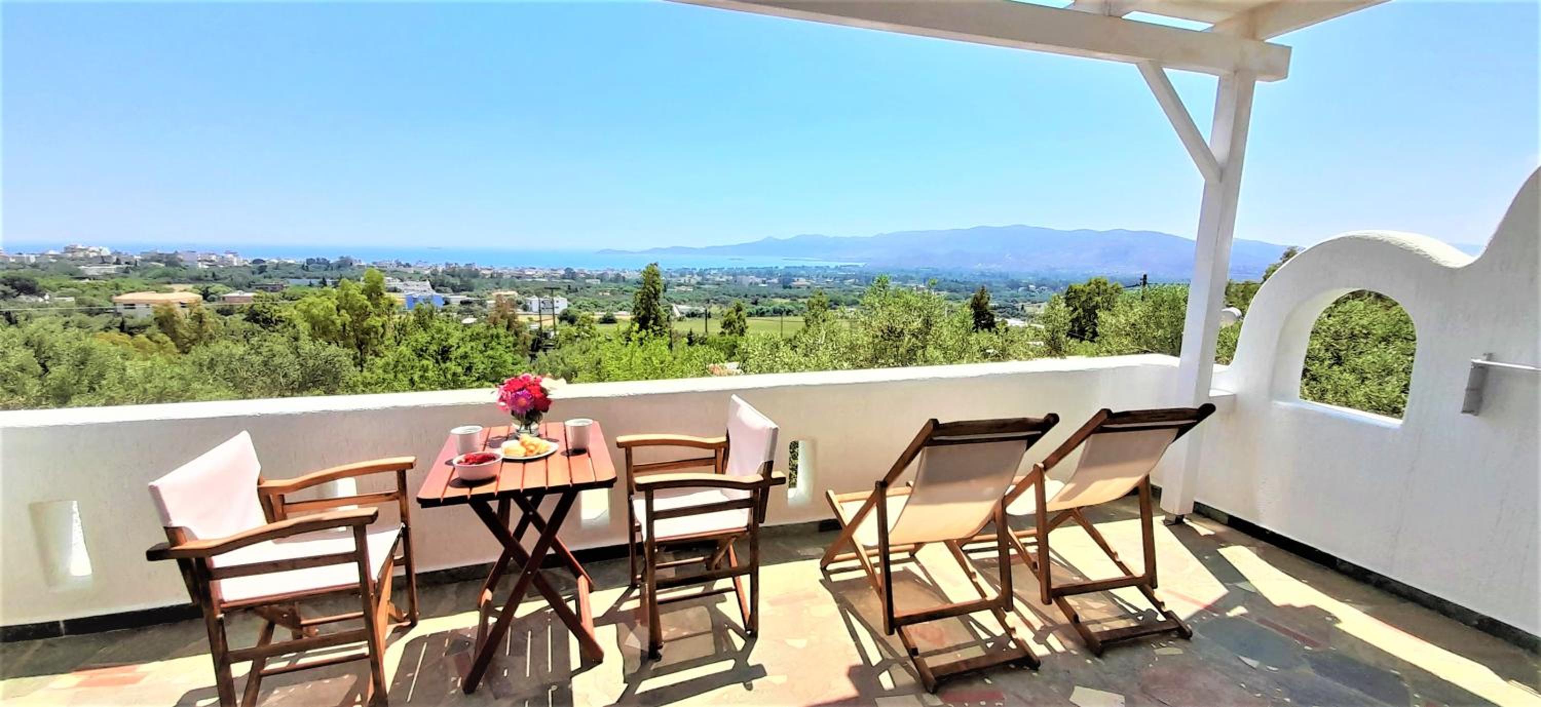Villa with Sea View - Photo 39
