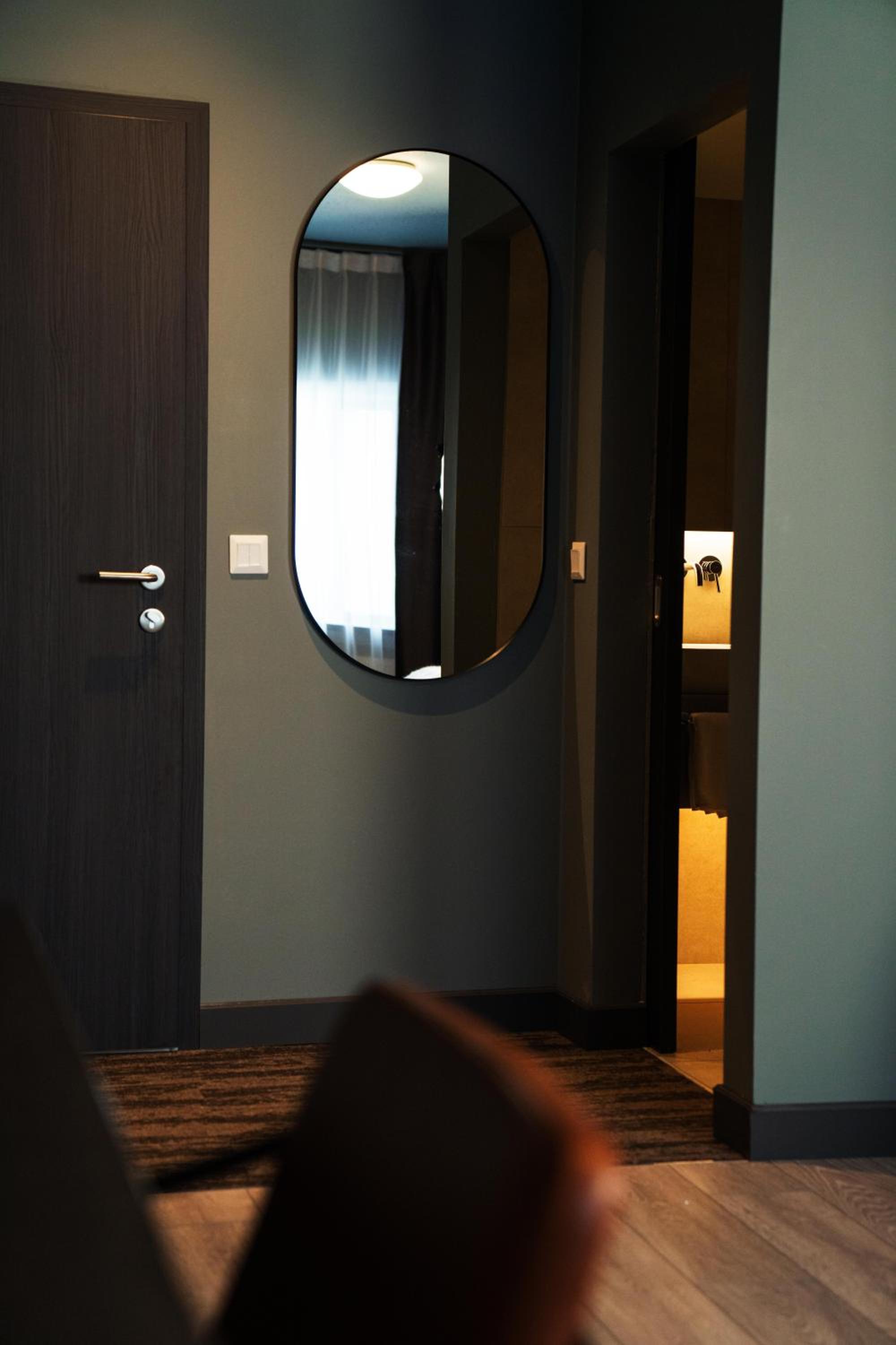Double or Twin Room - Photo 11