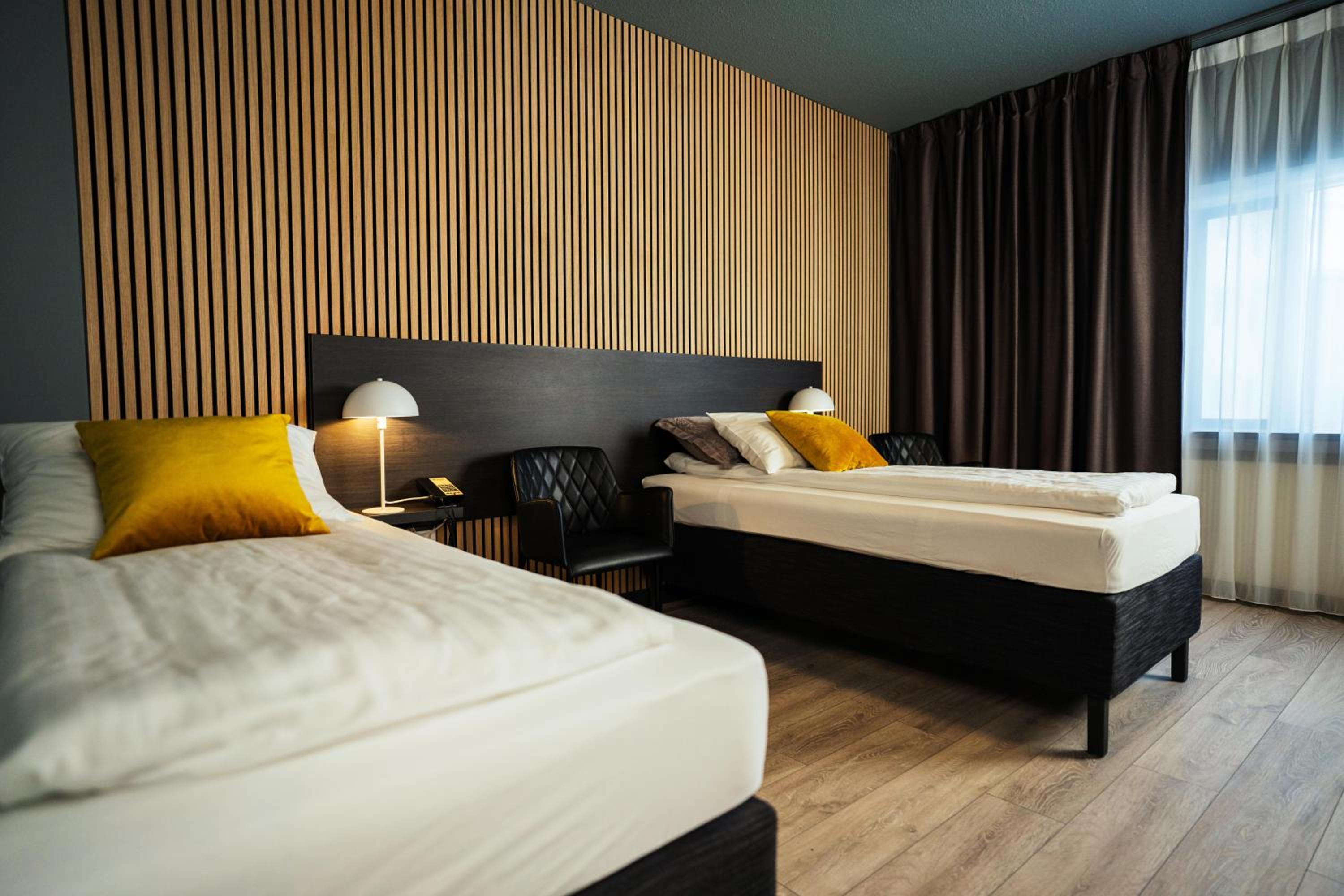 Double or Twin Room - Photo 3