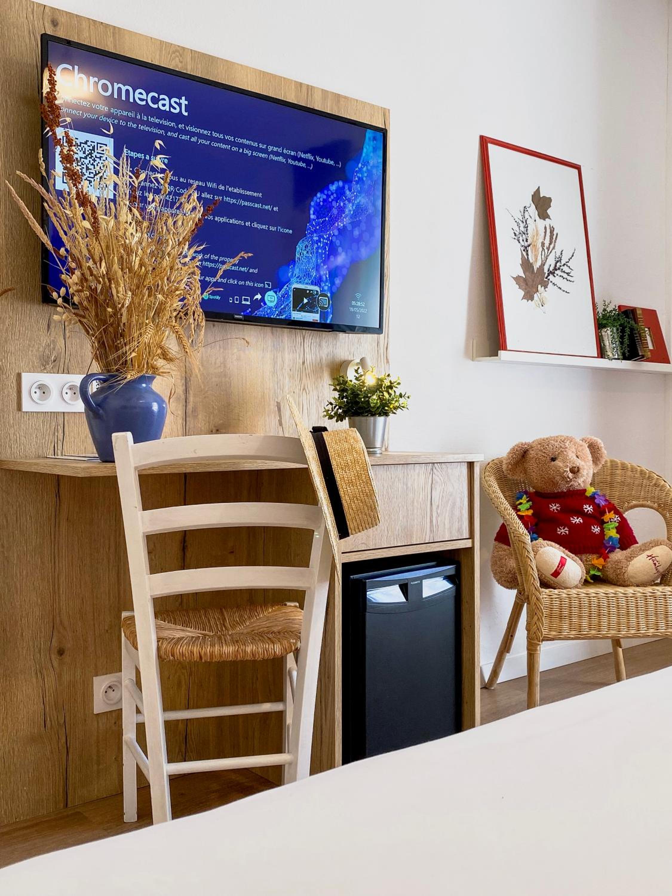 Double Room - Photo 9