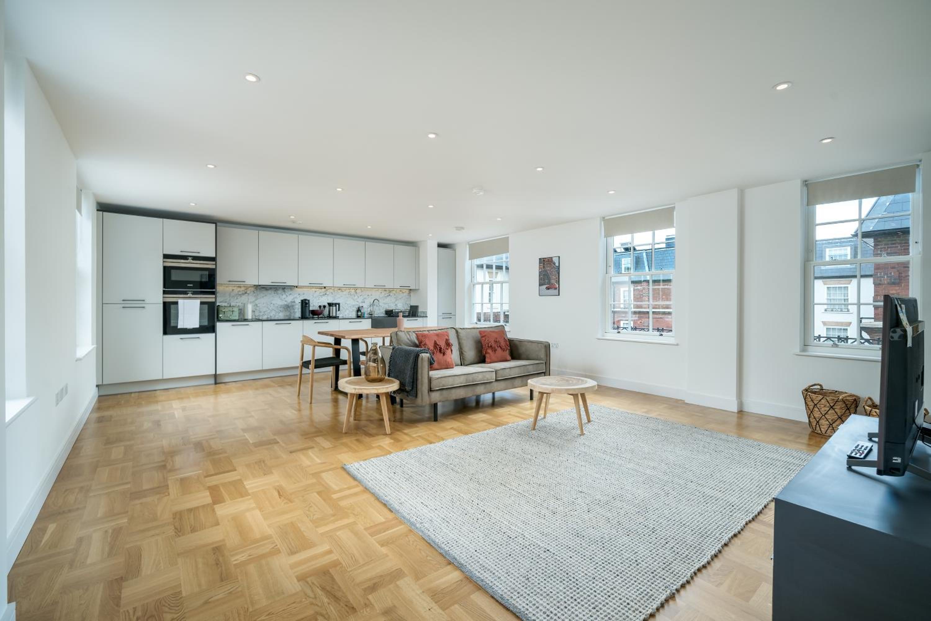 Three-Bedroom Apartment photo 1