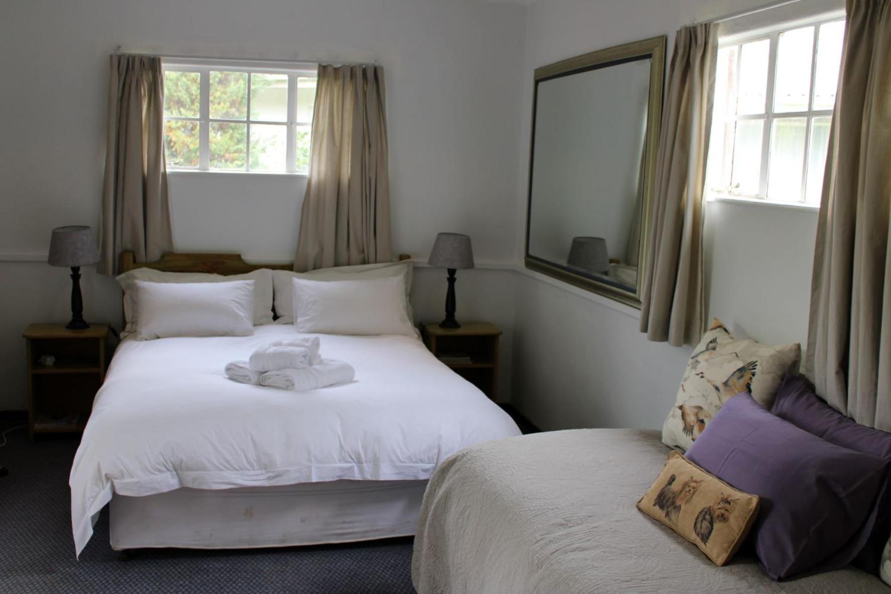 Double Room with Private Bathroom photo 1