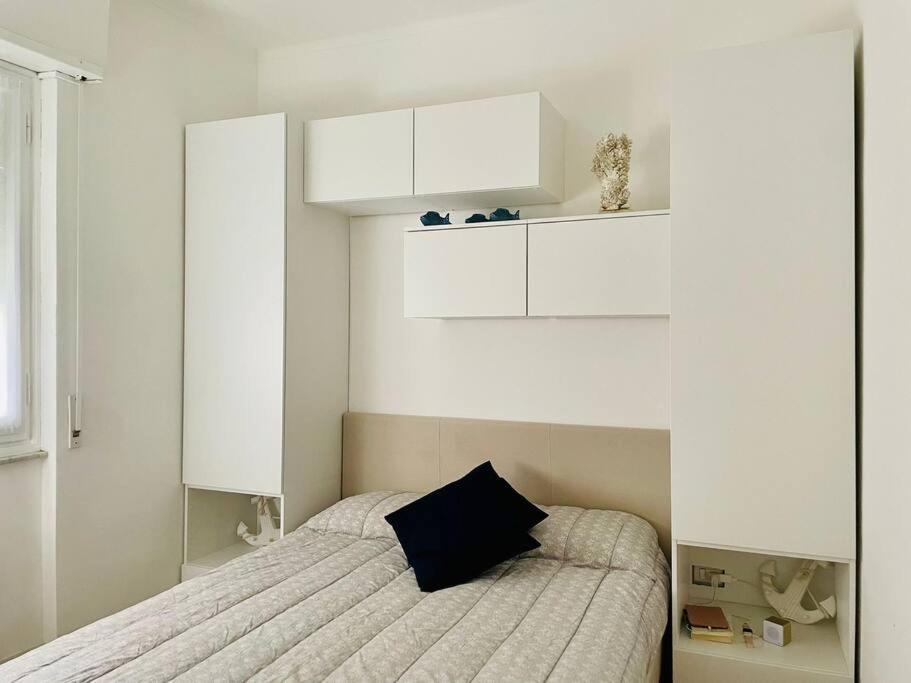 Two-Bedroom Apartment photo 2