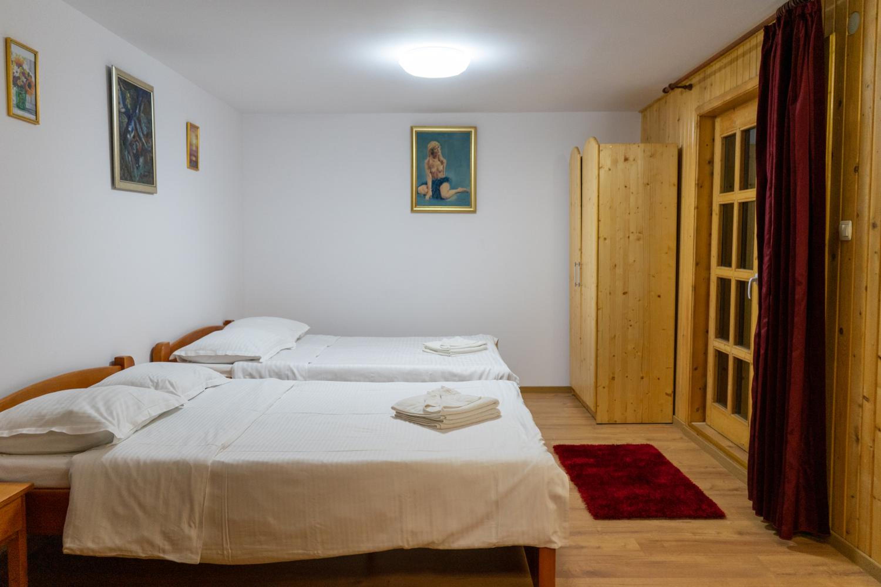 Triple Room with Balcony photo 3