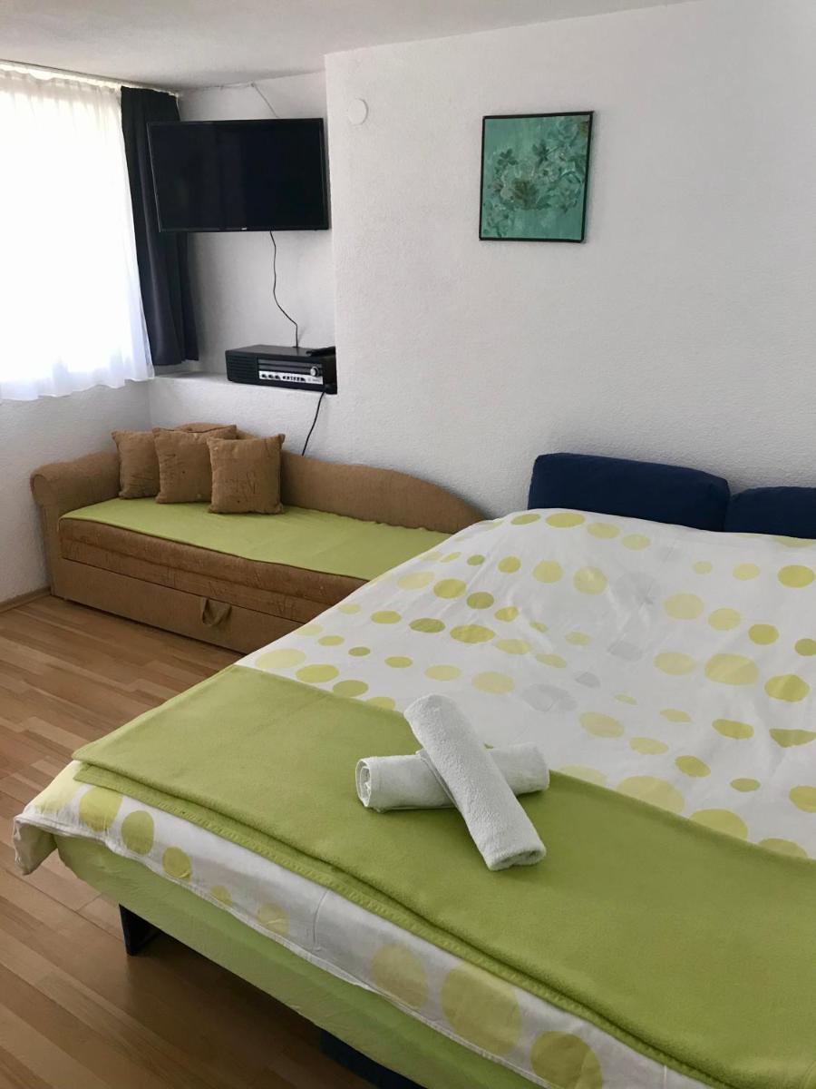 Studio Apartment - Photo 5