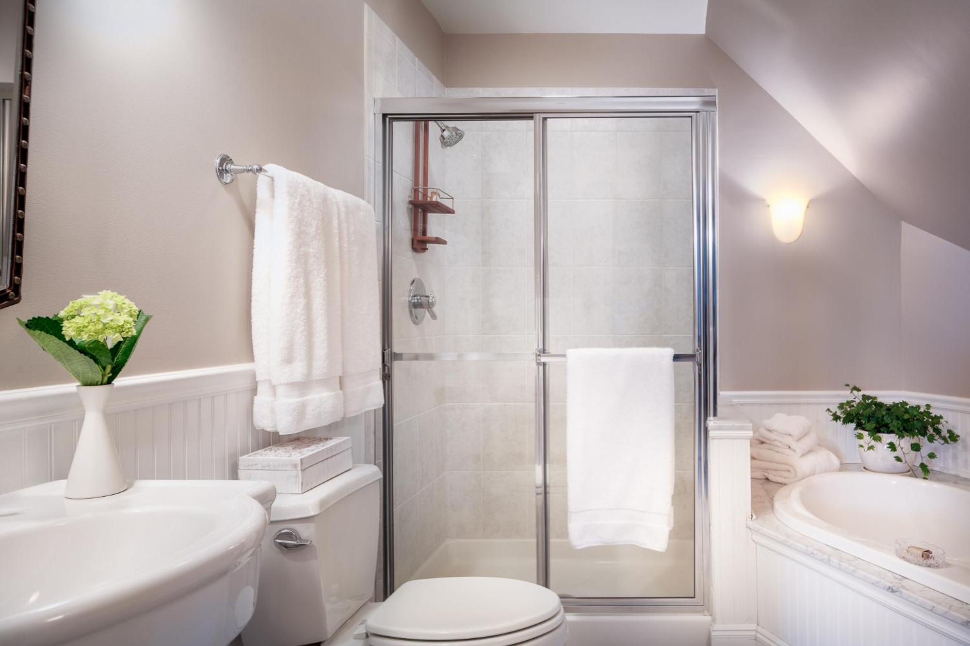 King Suite photo 2