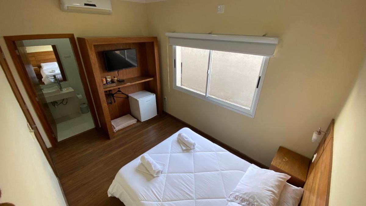 Standard Double or Twin Room photo 3