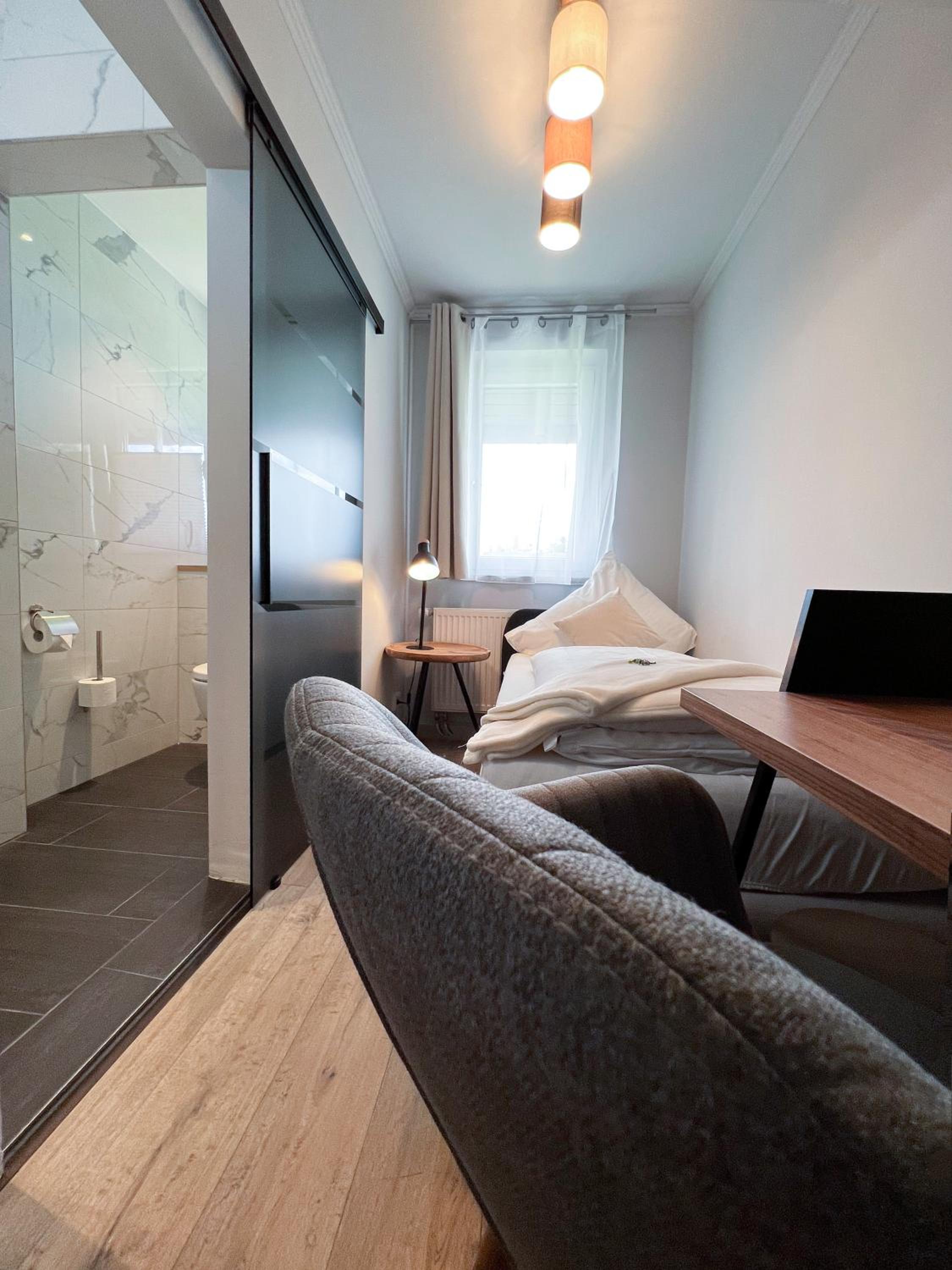 Small Single Room