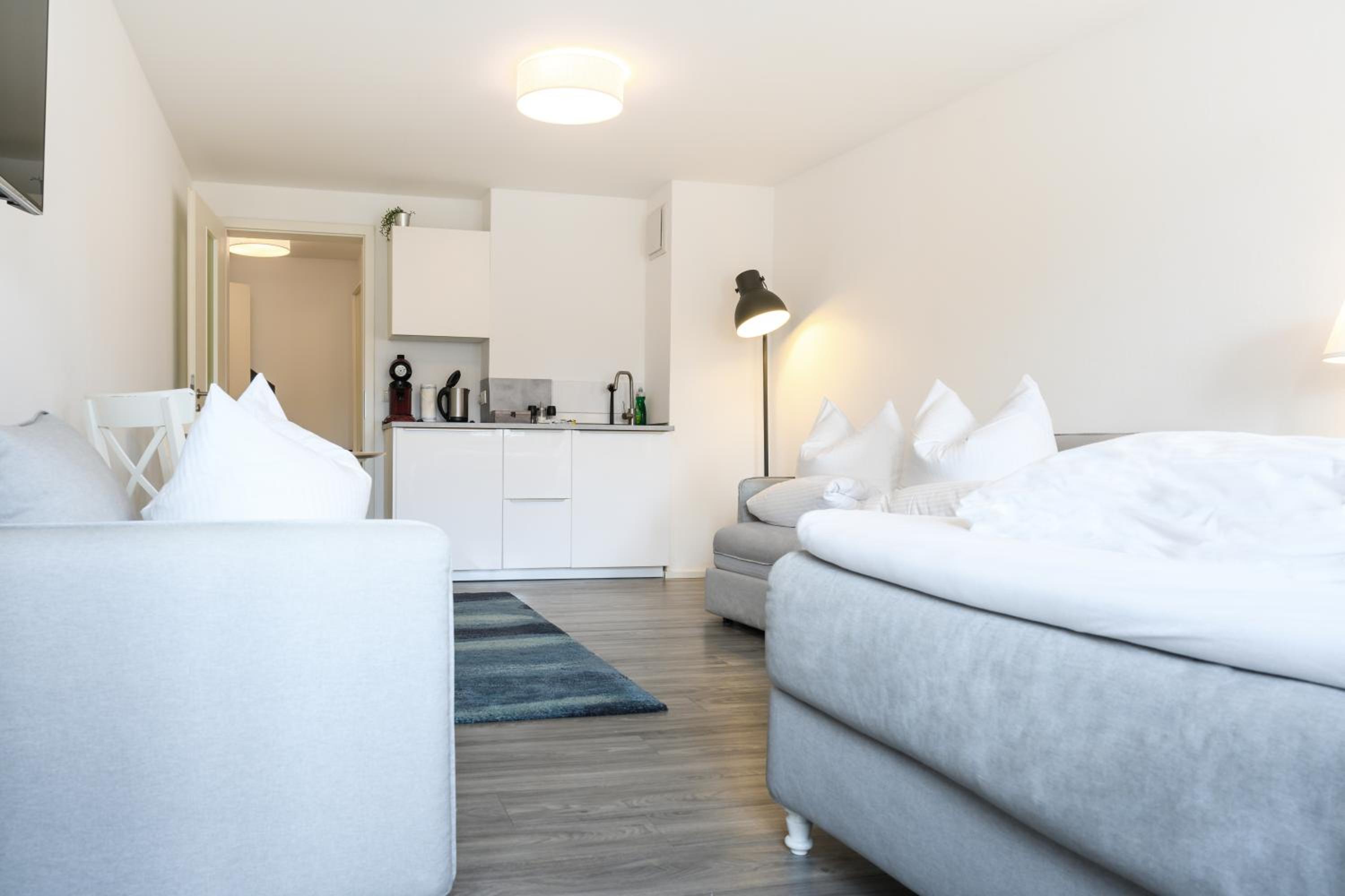 Apartment - Photo 4