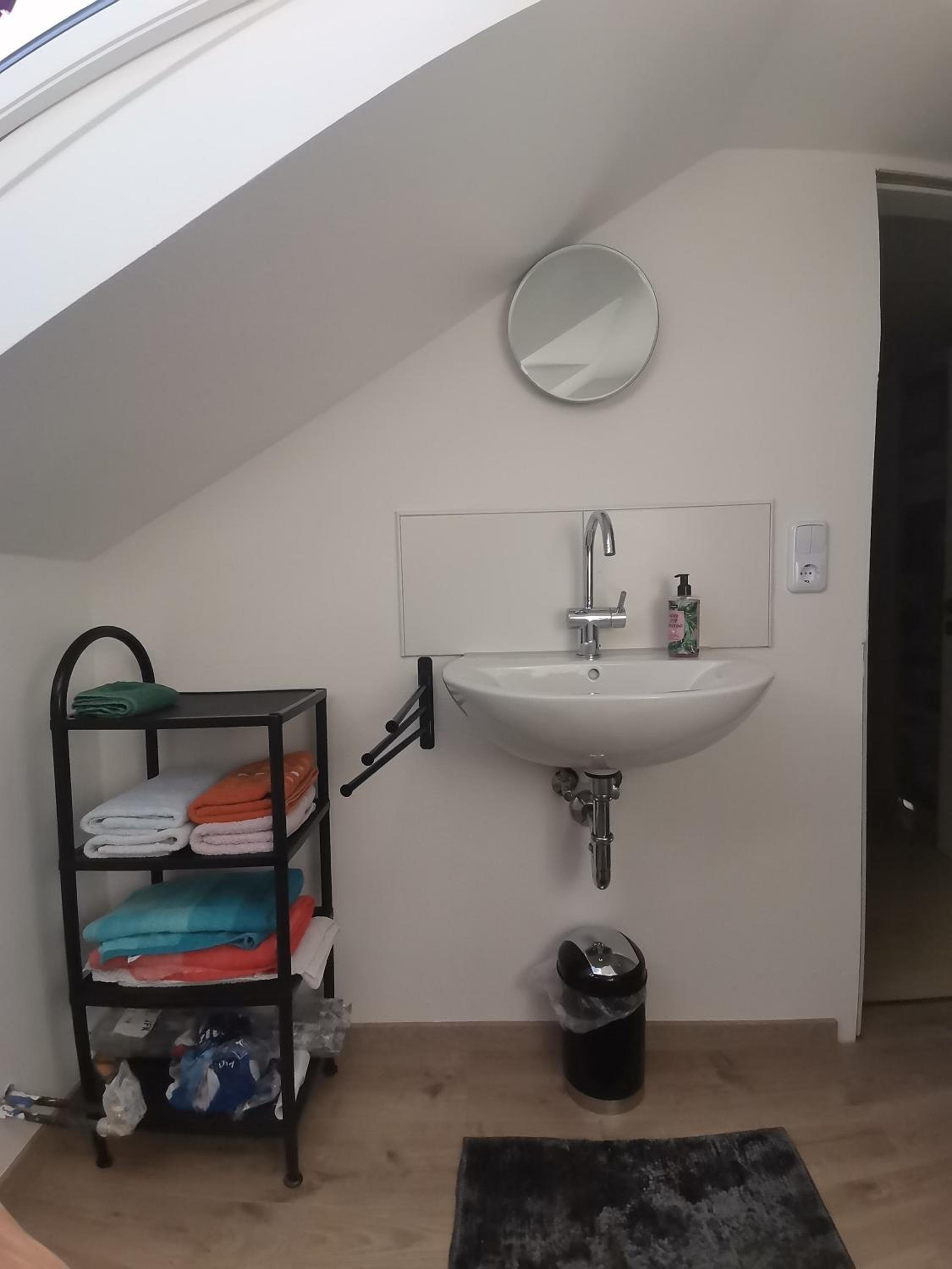 Apartment with Shower - Photo 14