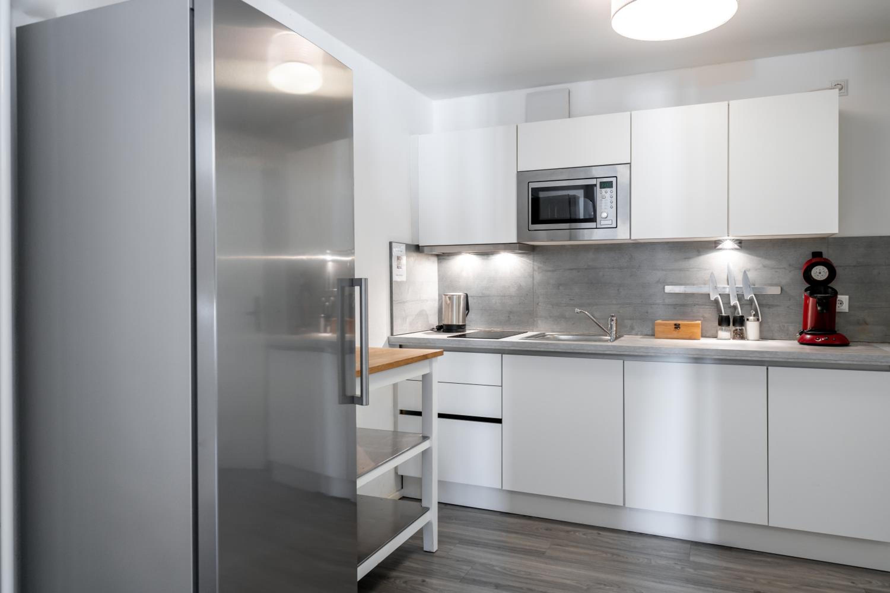 Two-Bedroom Apartment - Photo 12