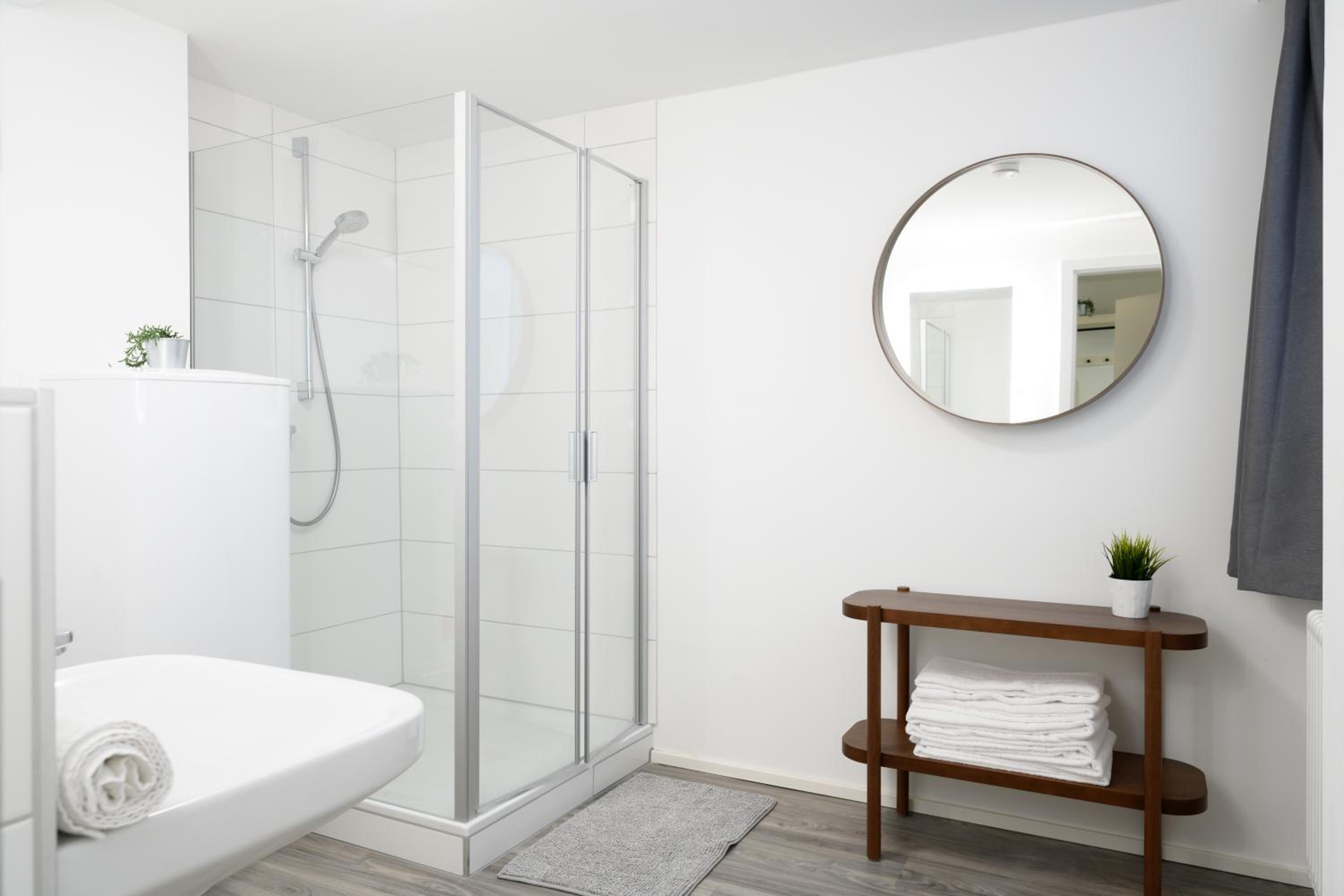 Two-Bedroom Apartment - Photo 9