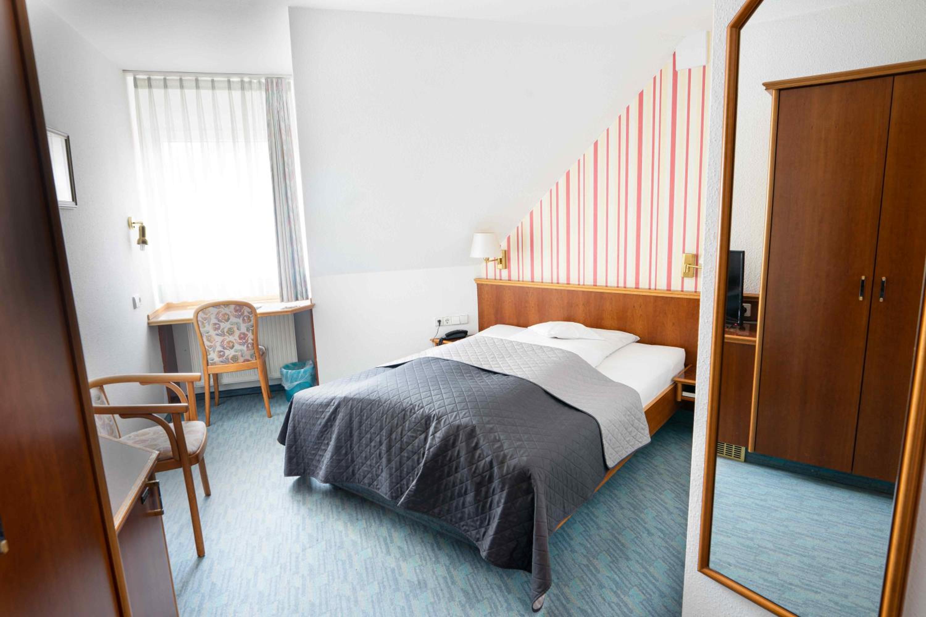 Deluxe Single Room photo 3