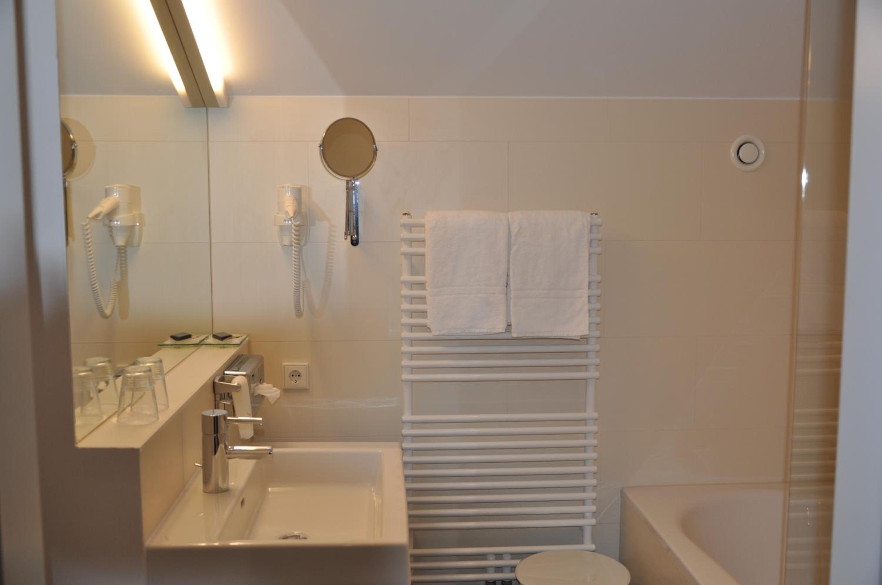 Deluxe Double Room - Photo 5