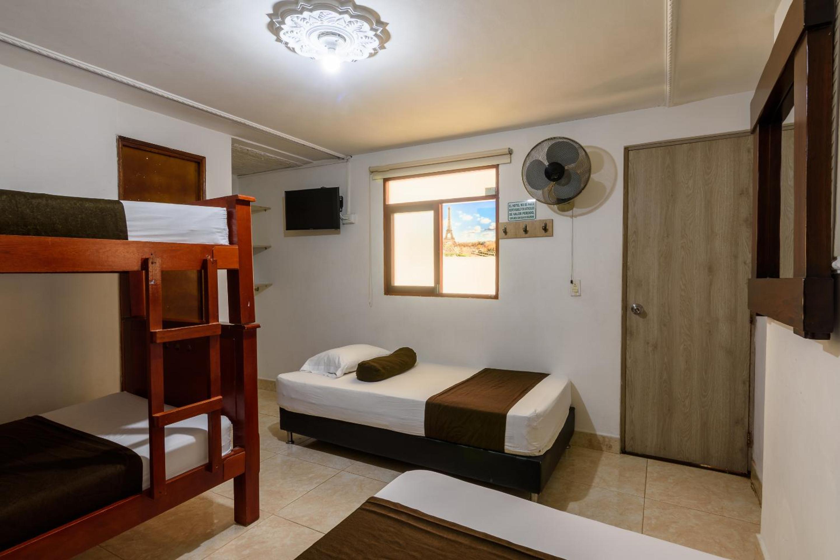 Budget Triple Room - Photo 5