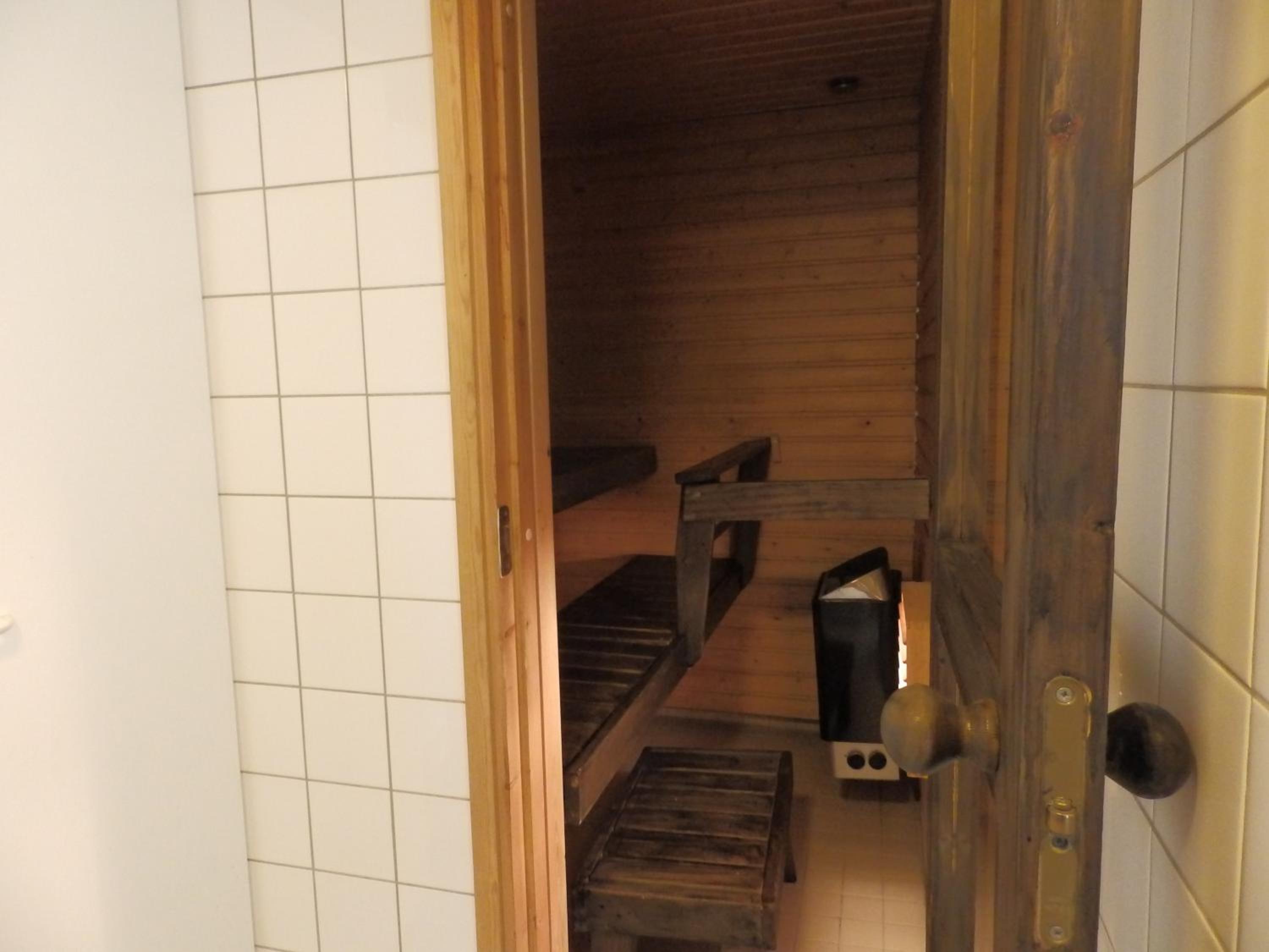 One-Bedroom Apartment - Photo 5