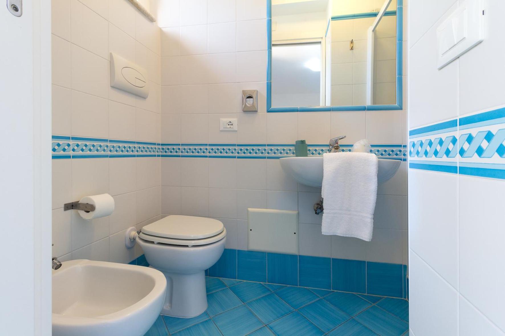 Double Room with Balcony photo 2