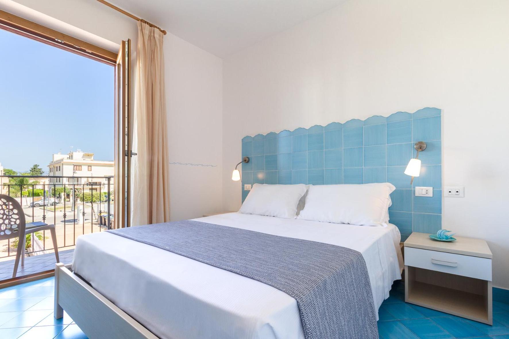 Classic Double Room with Balcony photo 1