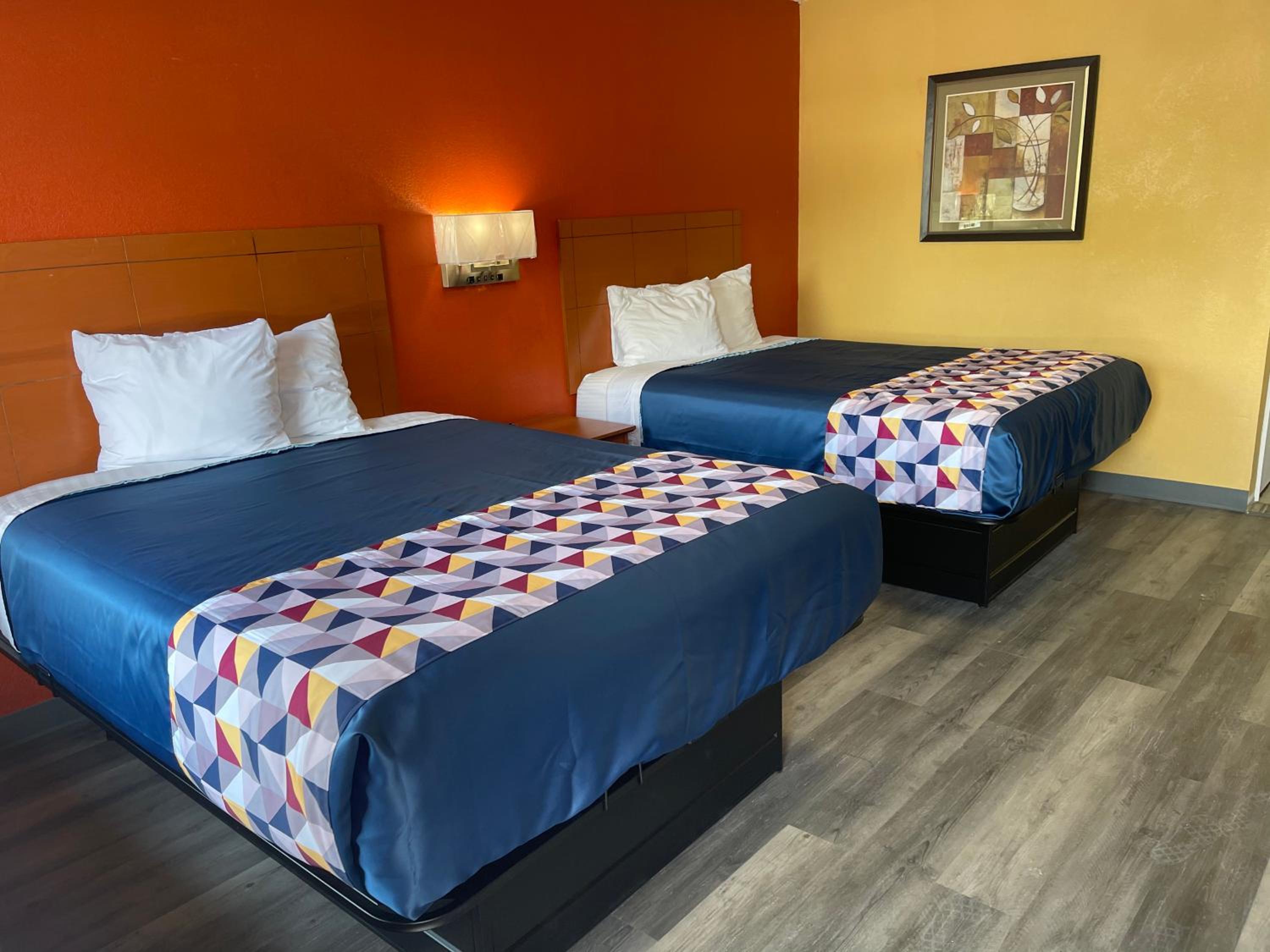 Double Room with Two Double Beds photo 1