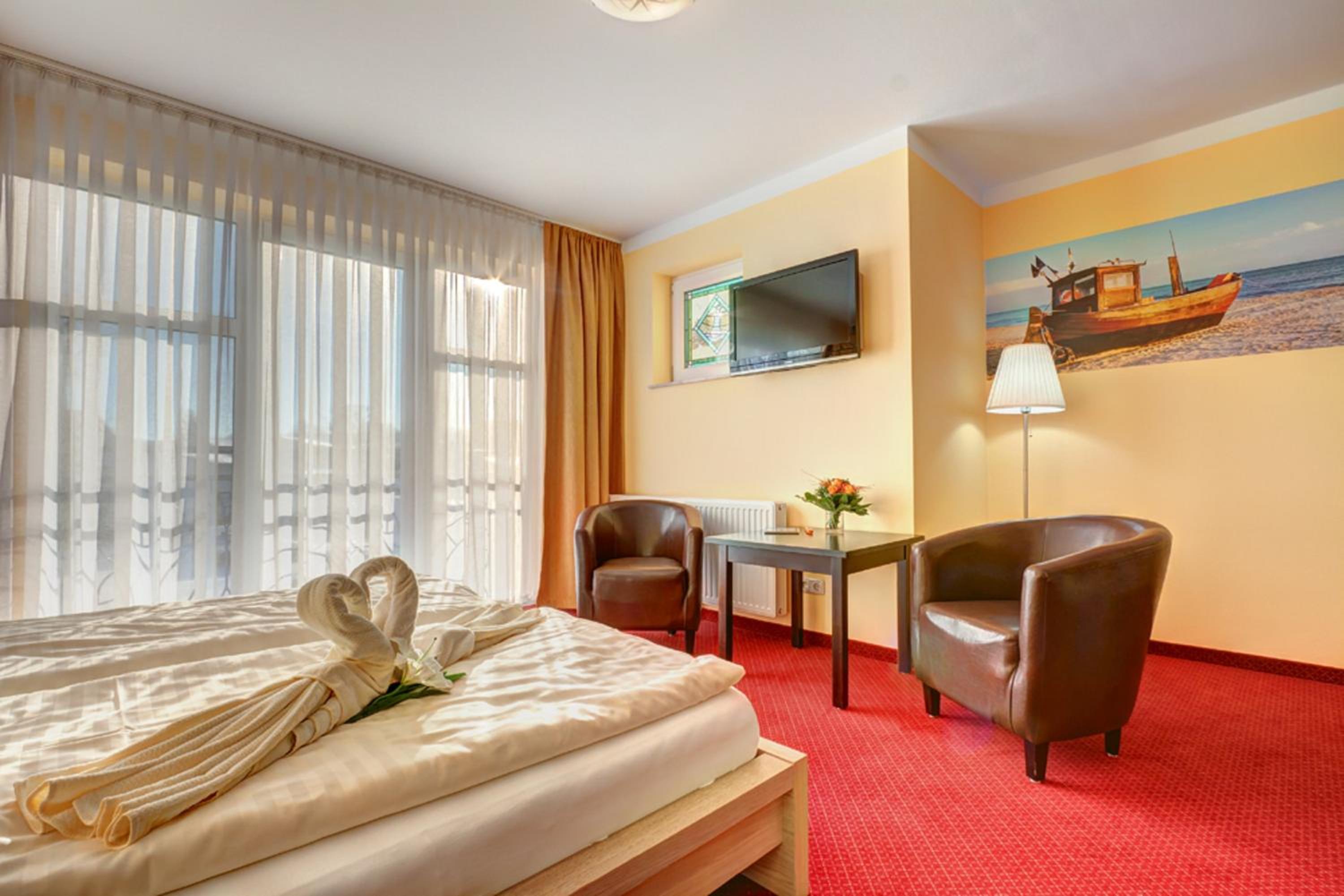 Junior Suite with Pantry Kitchen
