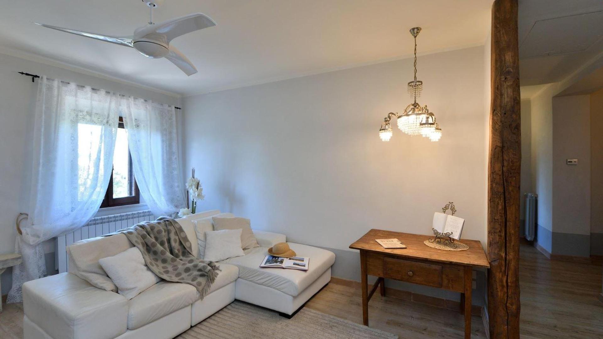 Four-Bedroom Villa photo 1