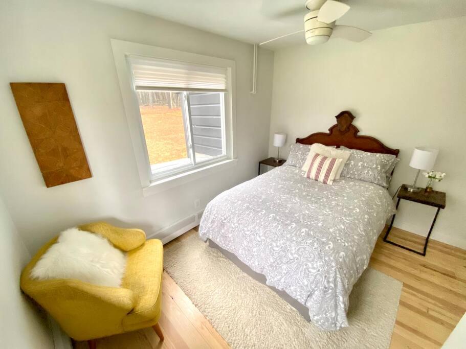 Three-Bedroom House photo 1